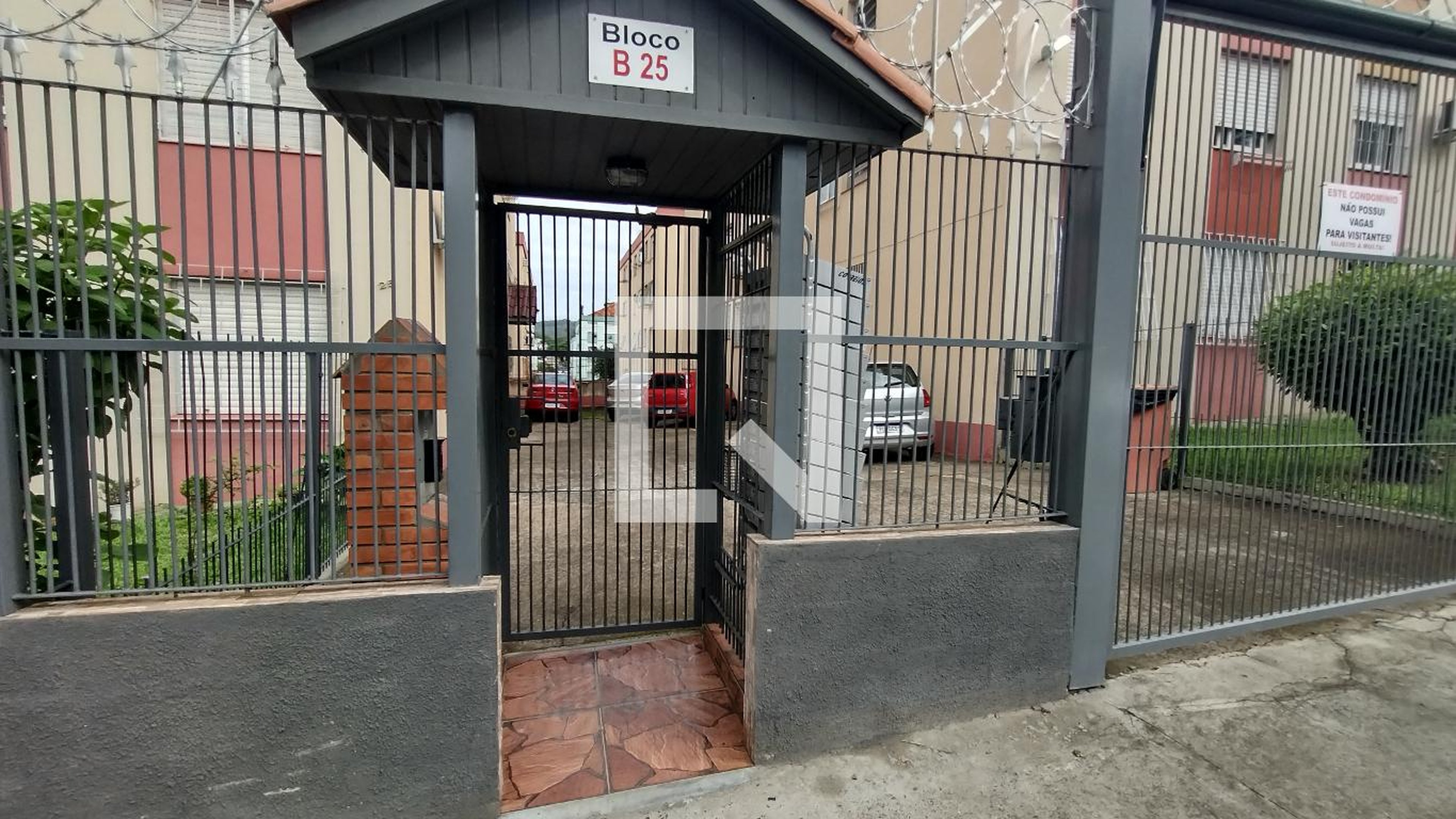 Fachada do Condomínio Condomínio Letícia