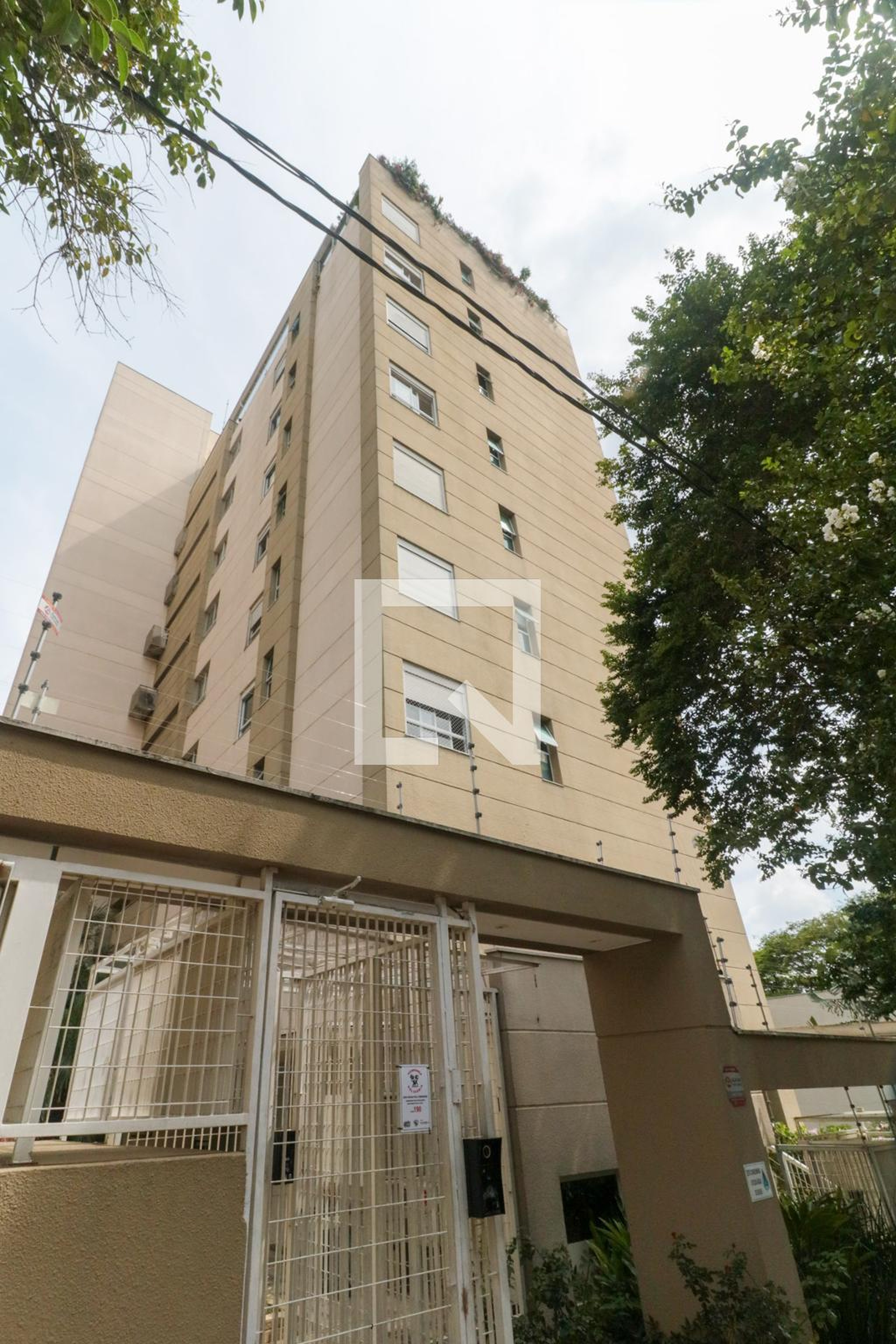 Fachada Condomínio F 17