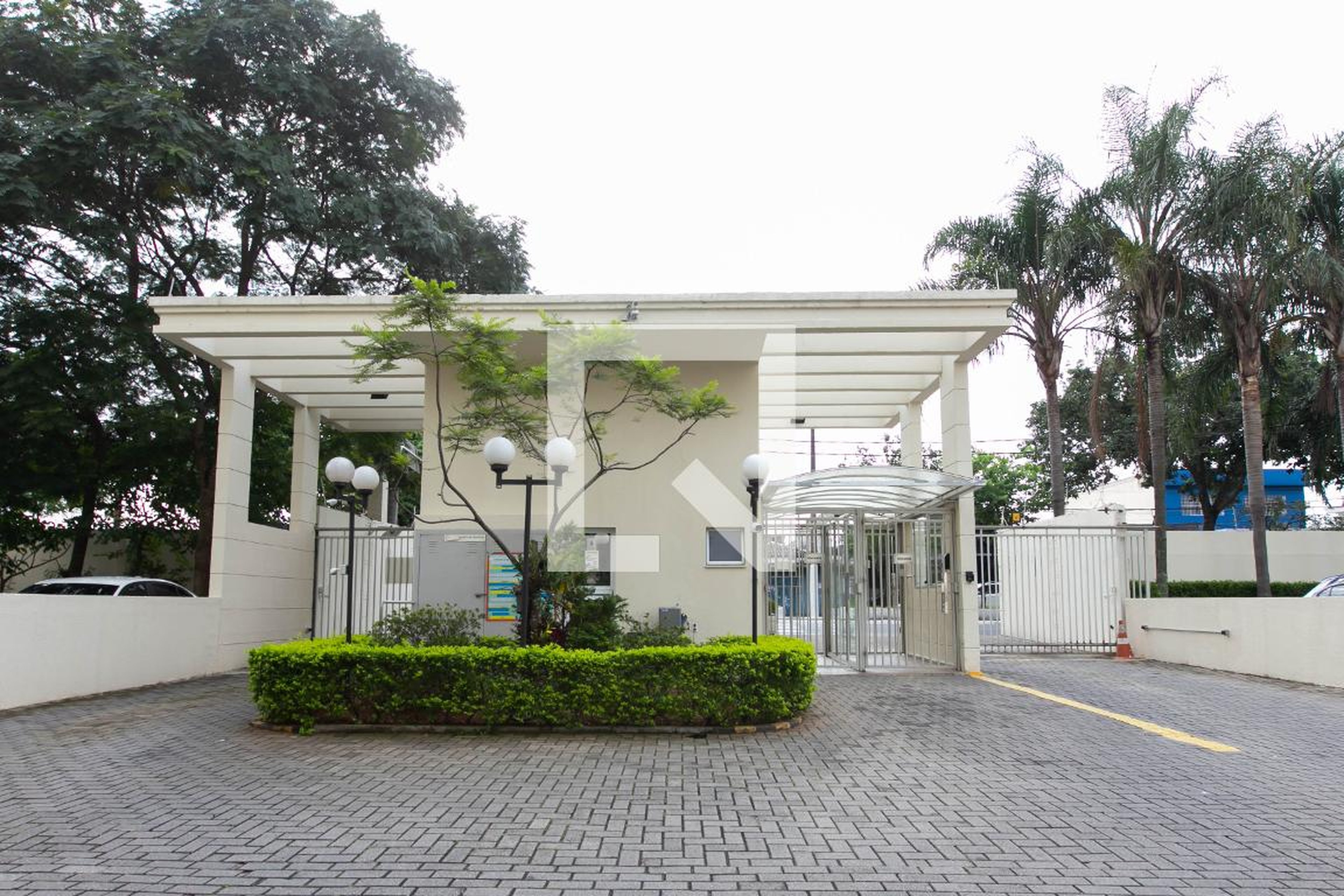 Fachada do Condomínio Condomínio em Avenida Águia de Haia, 3889