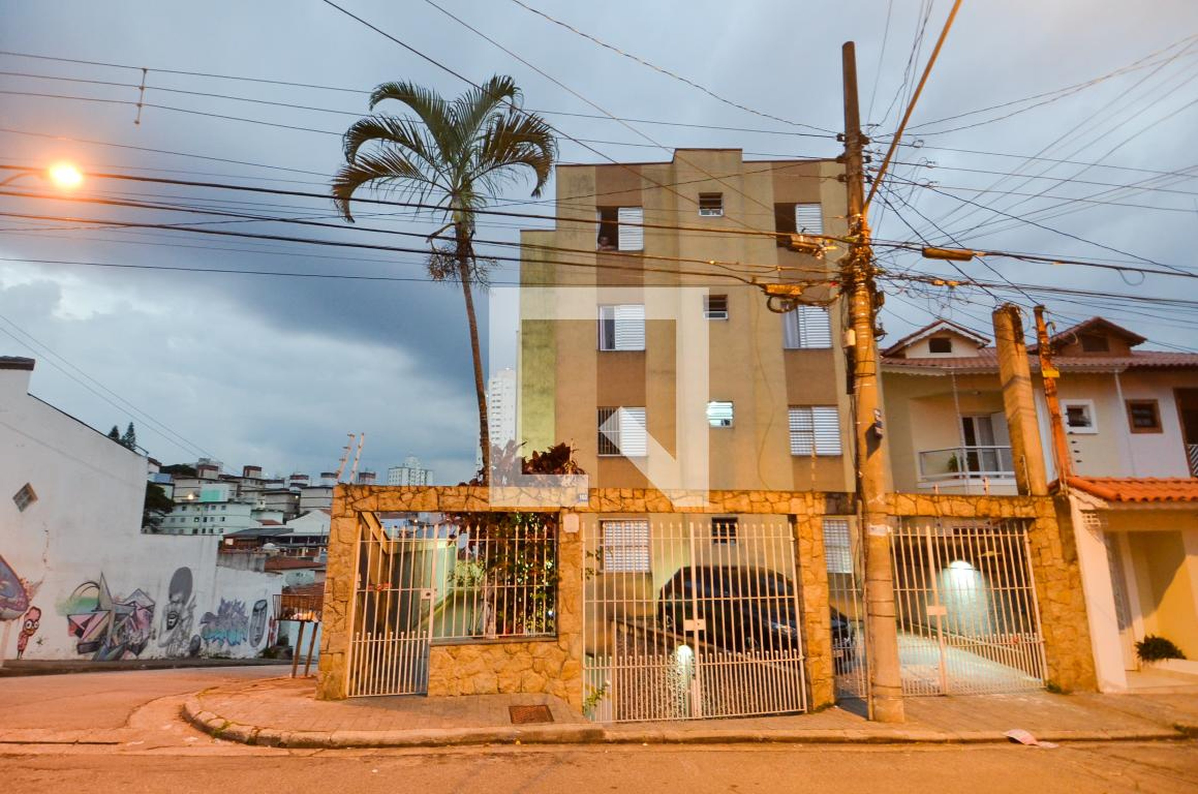 Fachada do Prédio Condomínio em Rua Doutor Brandão Veras, 102