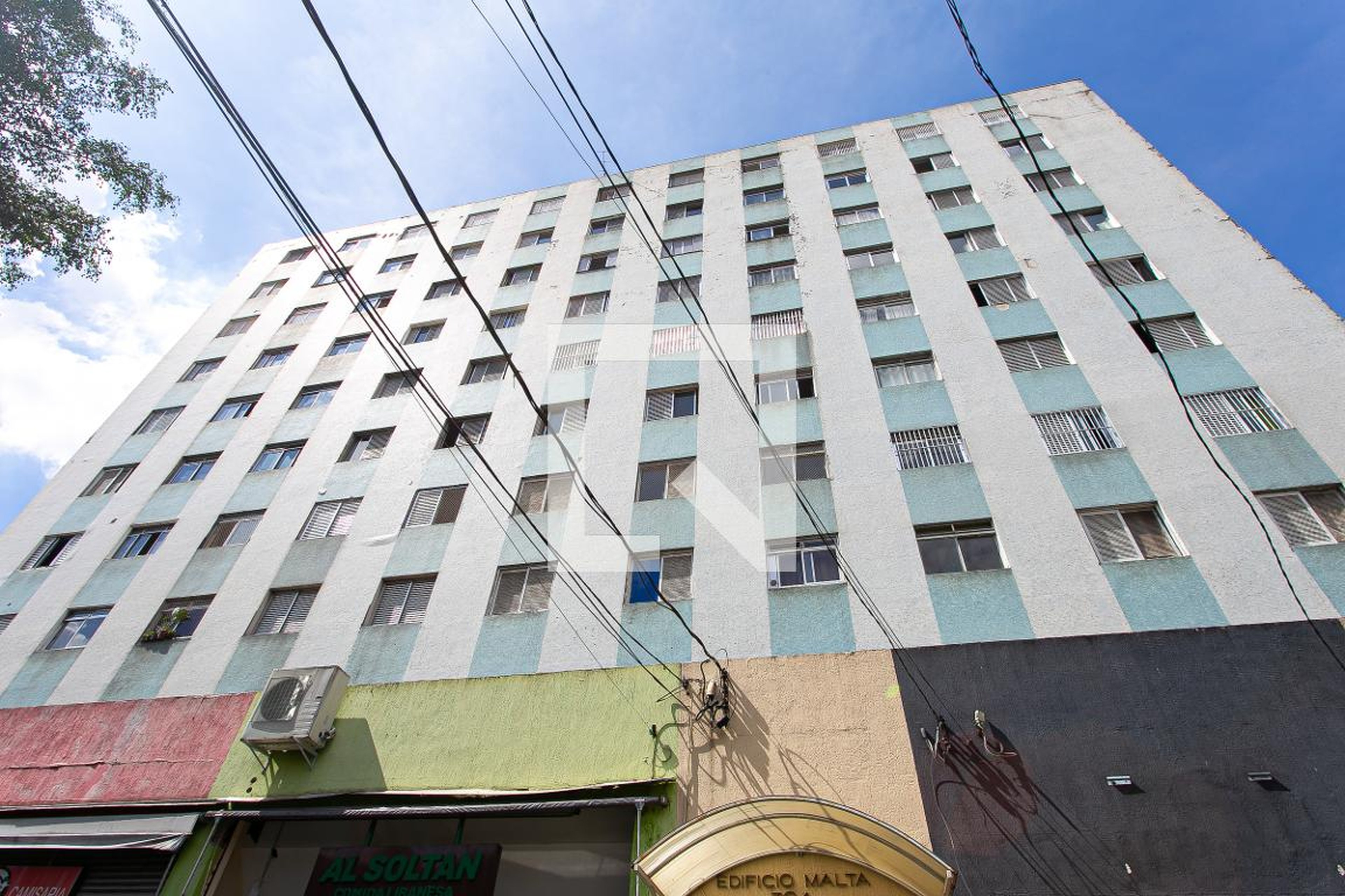 Fachada Condomínio em Rua A, 718