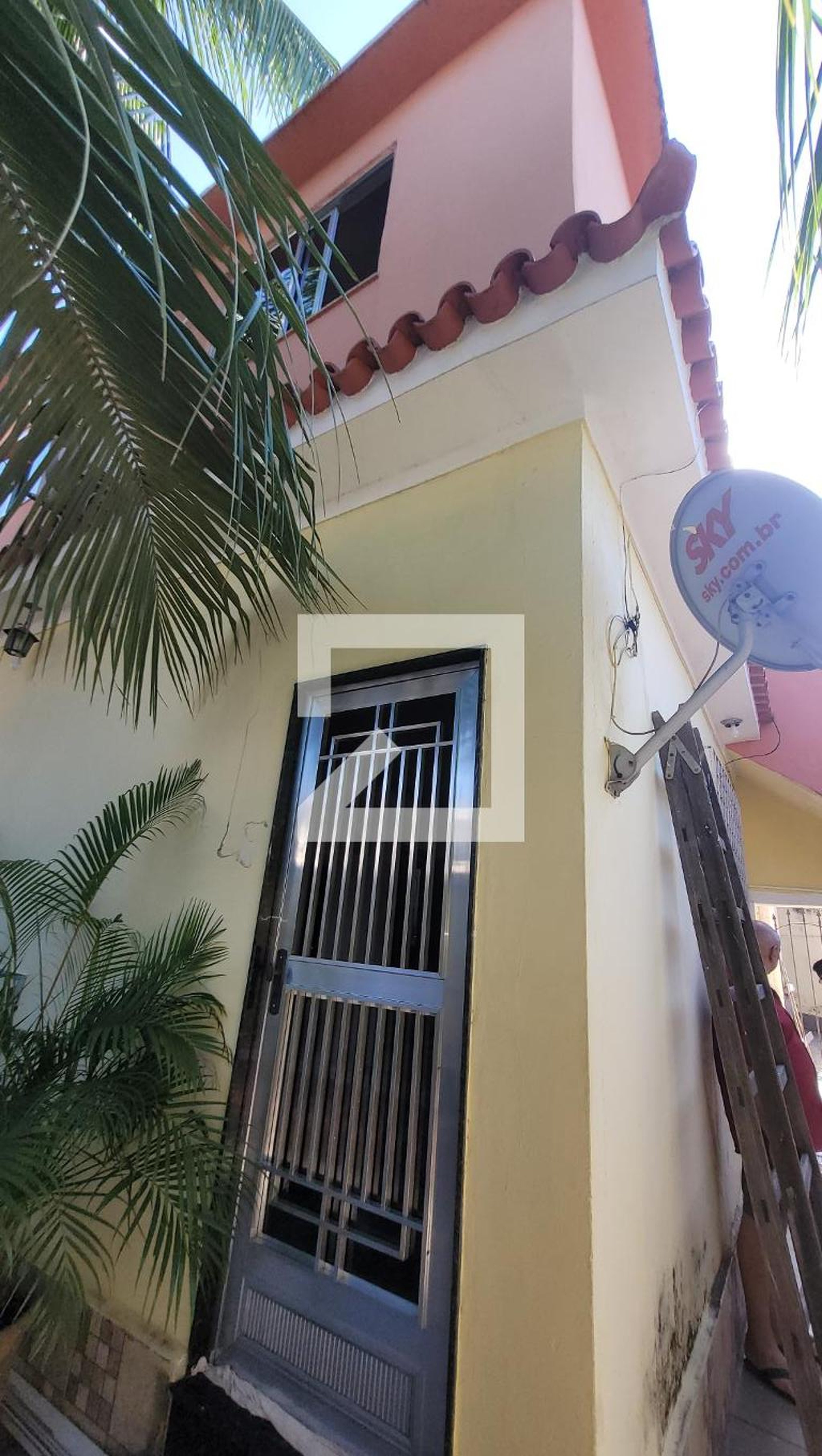 Fachada Condomínio em Travessa Machado de Oliveira, 67