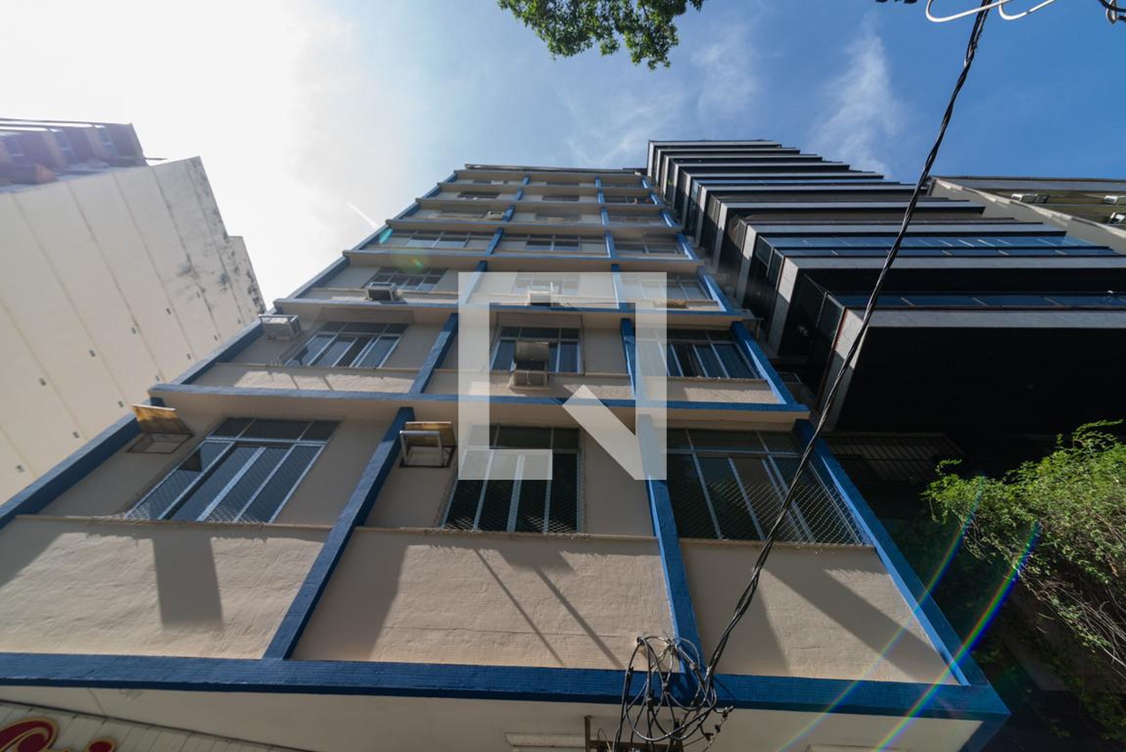 Fachada Condomínio em Rua São Francisco Xavier, 90