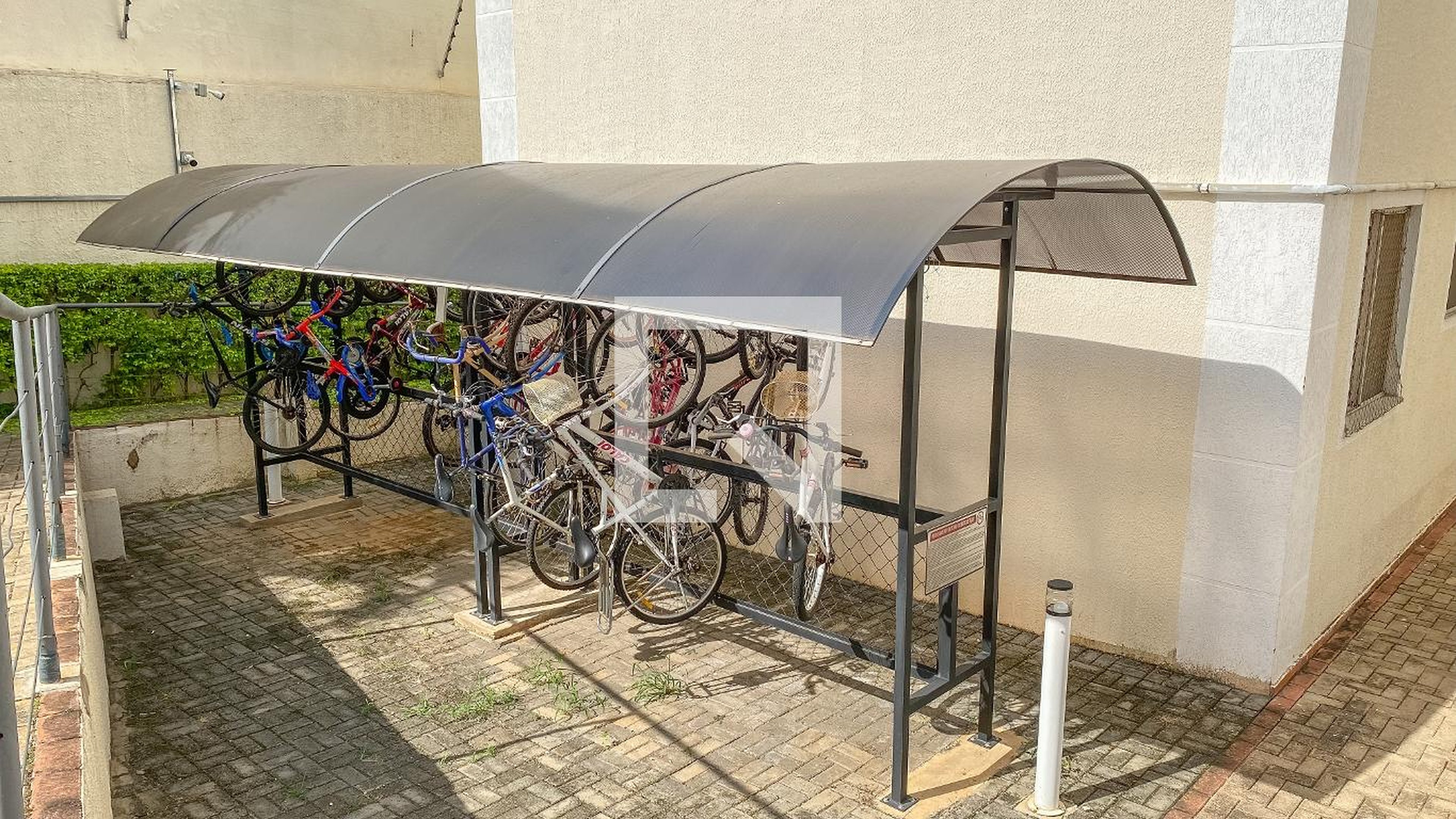 Bicicletario - Spazio Caprese