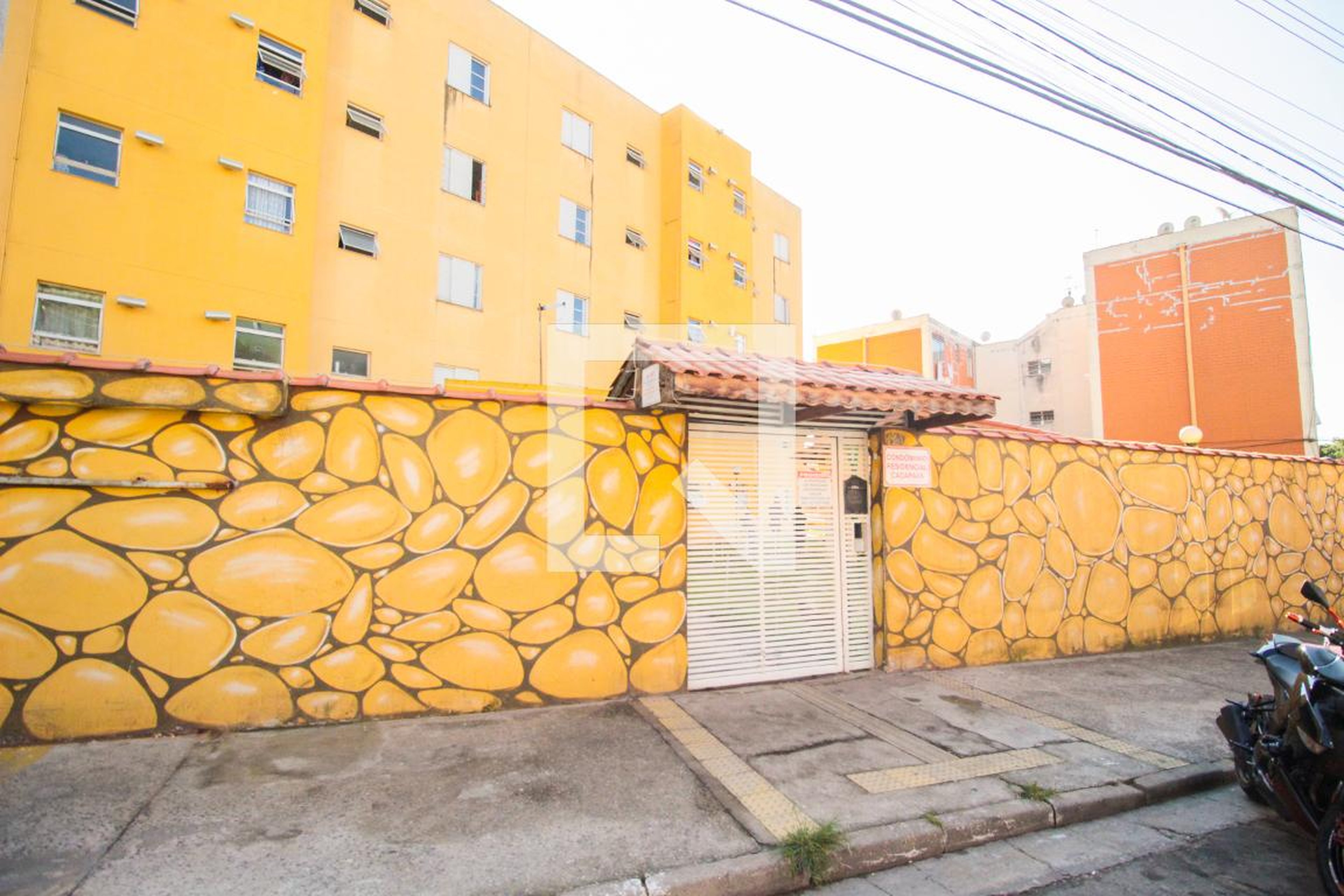 Fachada do Condomínio Condomínio em Rua Isidoro de Lara, 320