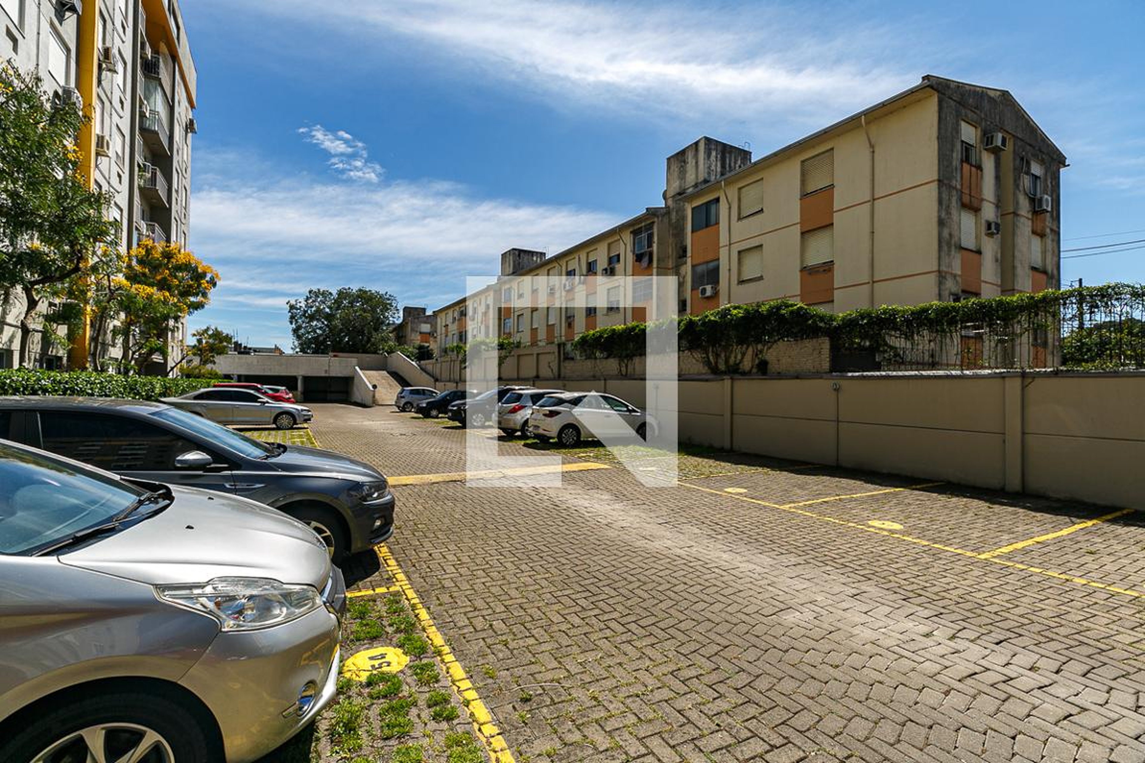 Estacionamento - The Sun