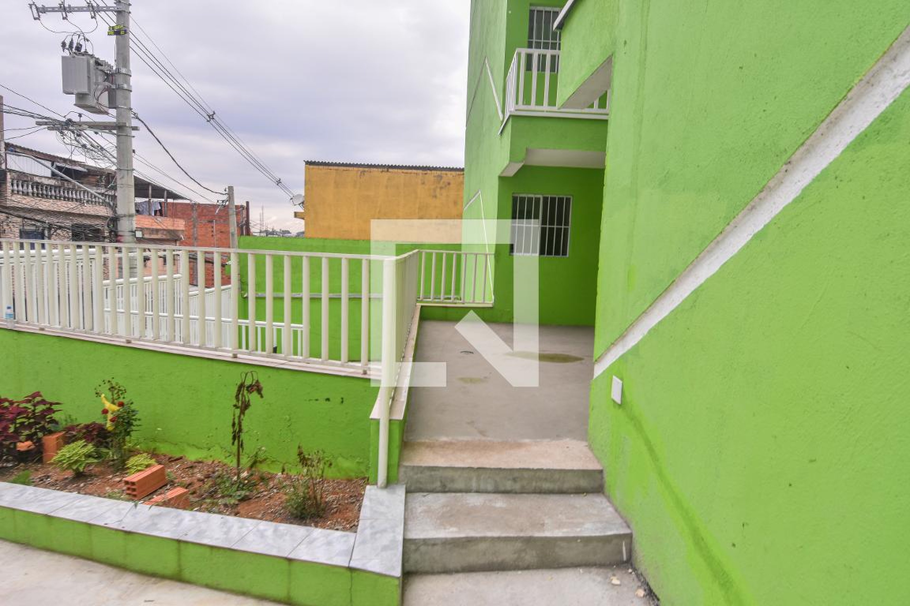 Área Externa - Gregorio Silva