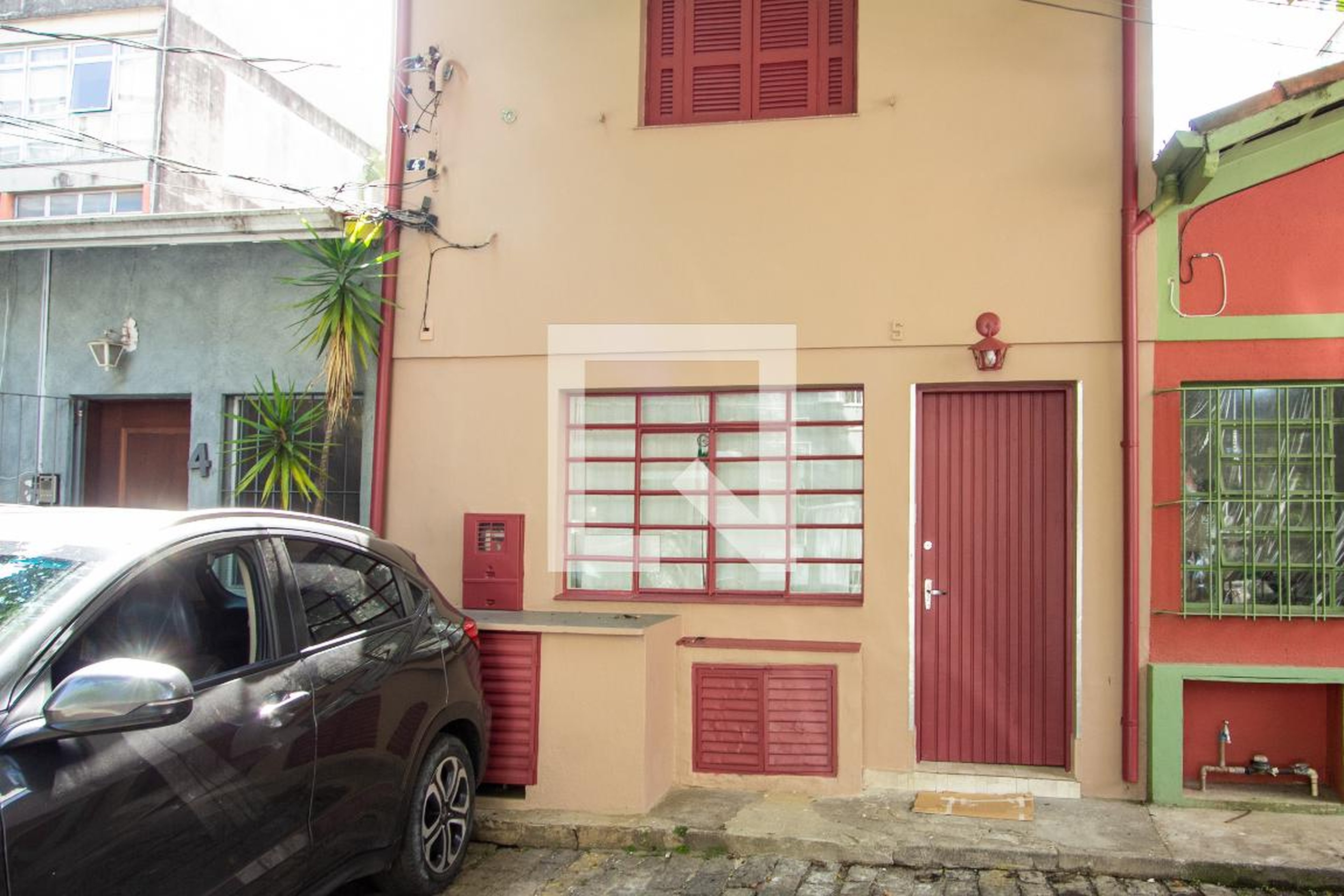 Fachada Condomínio em Rua Clodomiro Amazonas, 67