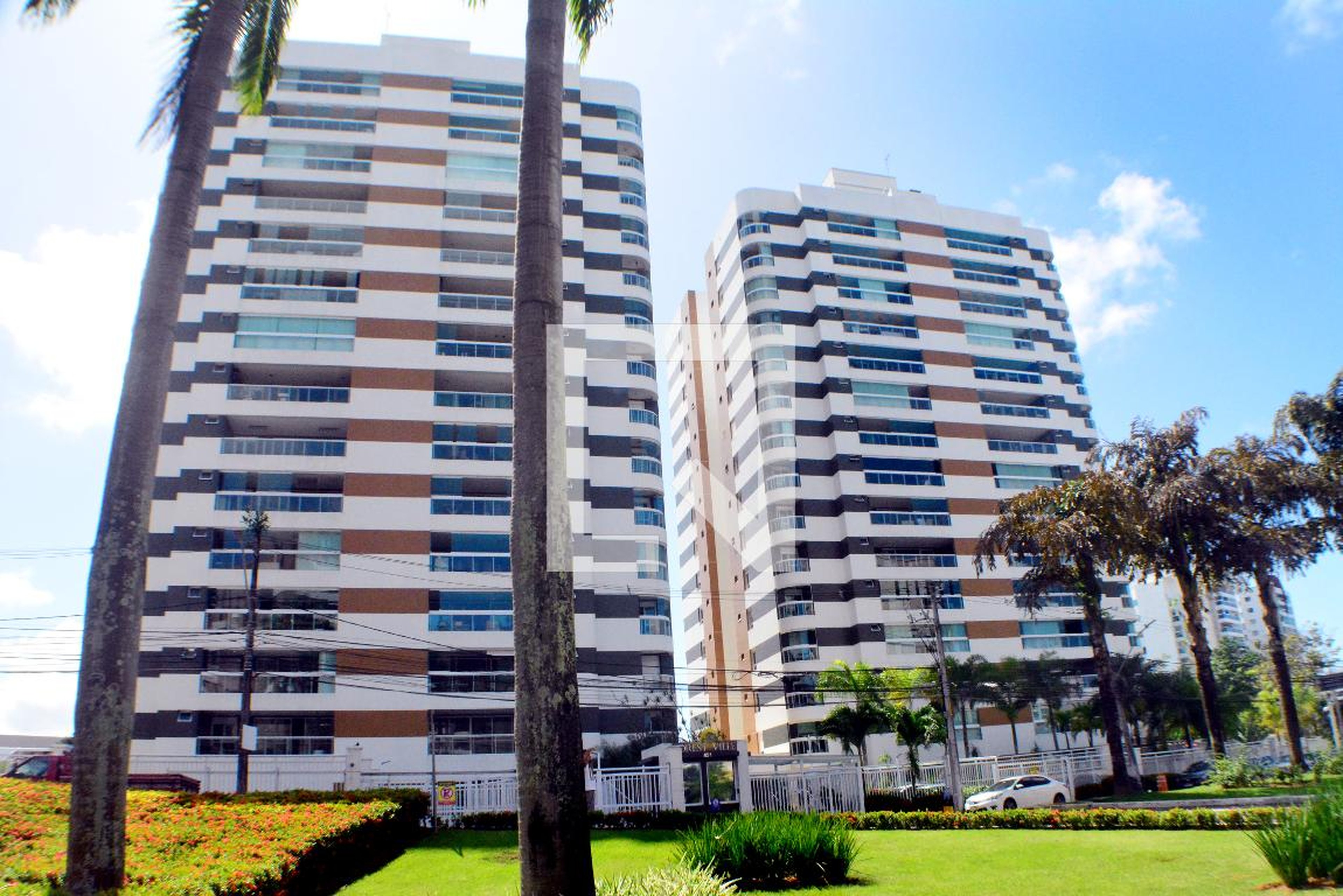 Fachada do Condomínio Condomínio Forest Ville