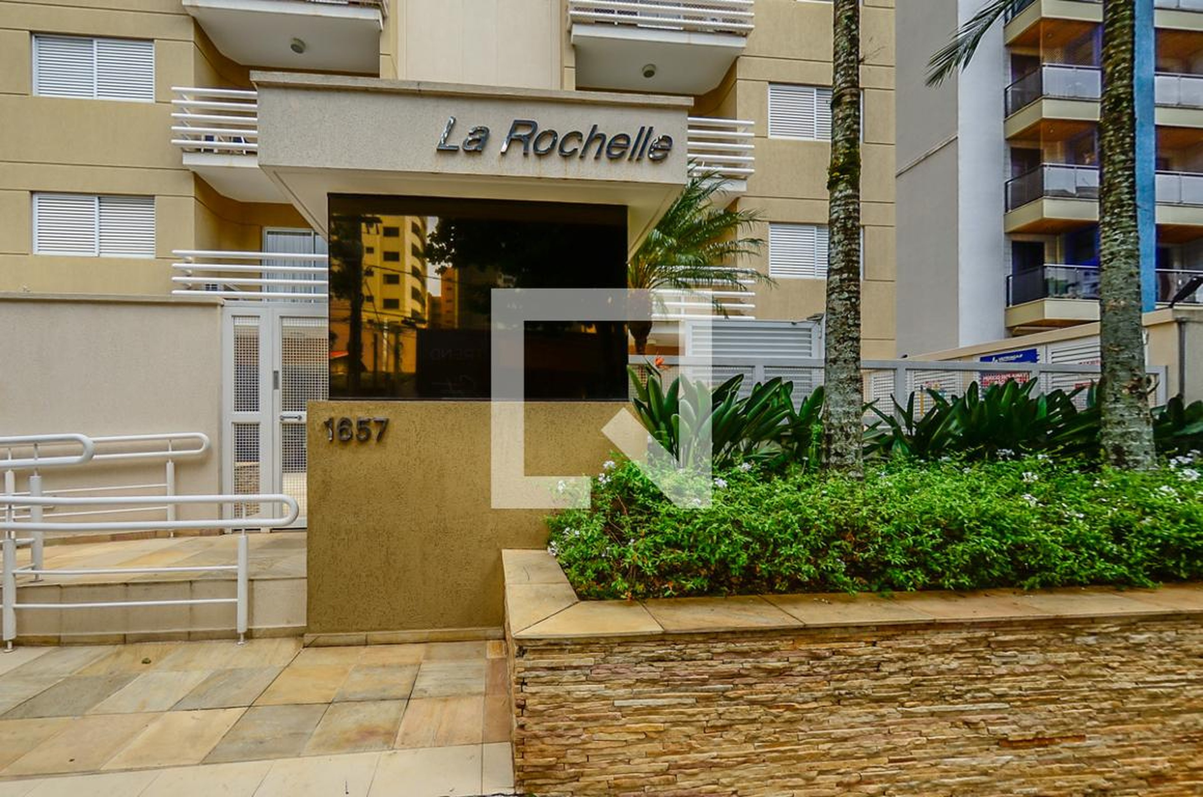 Fachada Condomínio LA Rochelle