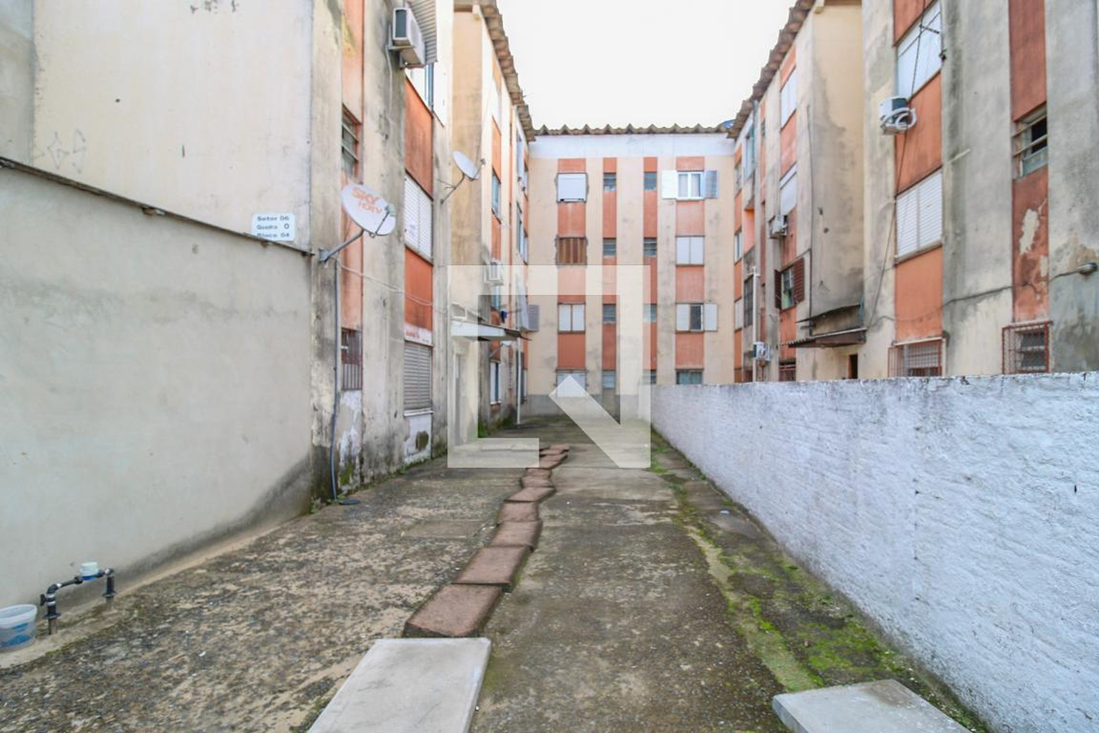 Fachada Condomínio em Avenida Dezessete de Abril, 0