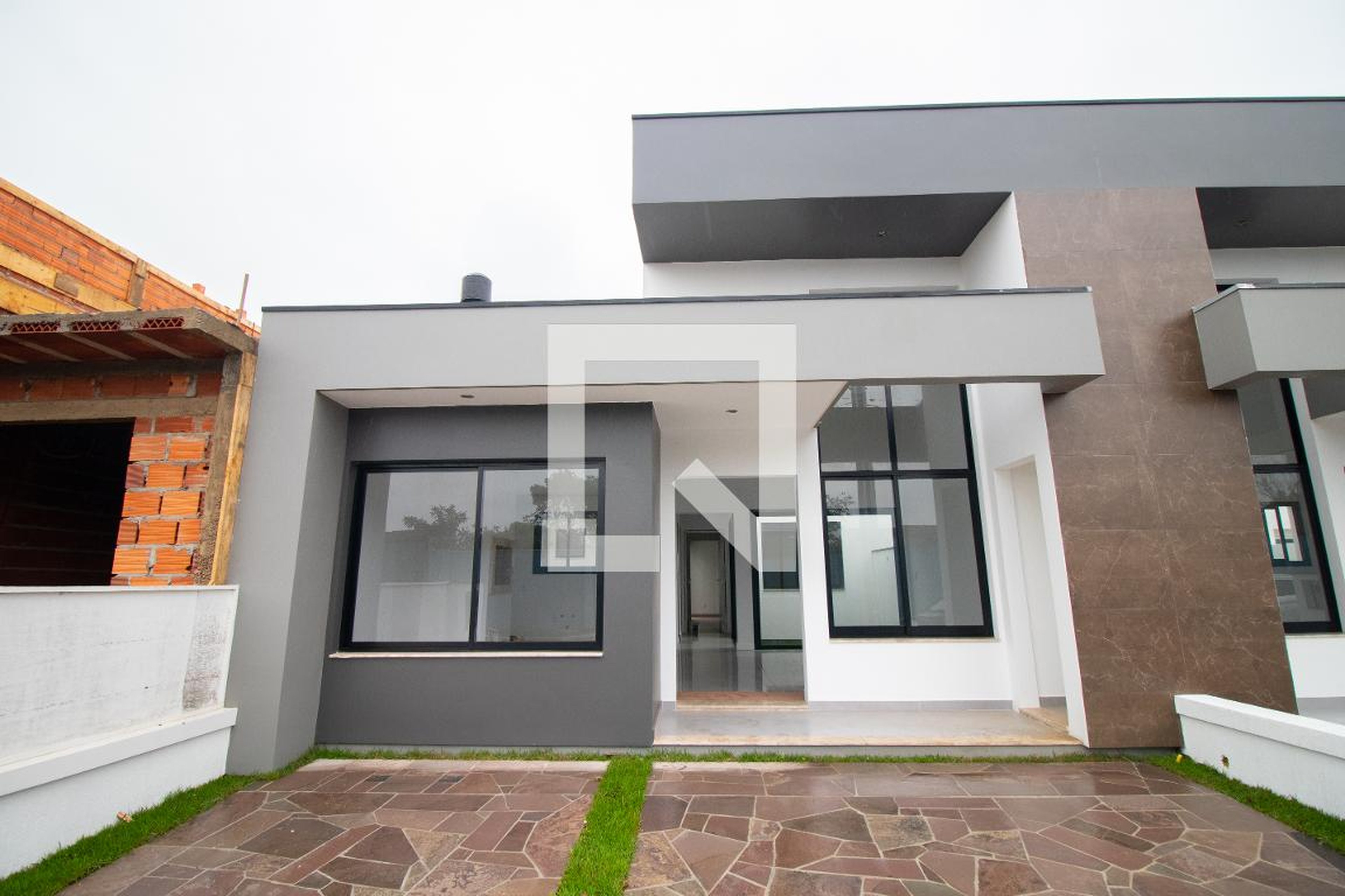 Fachada Condomínio Villa Amalfi