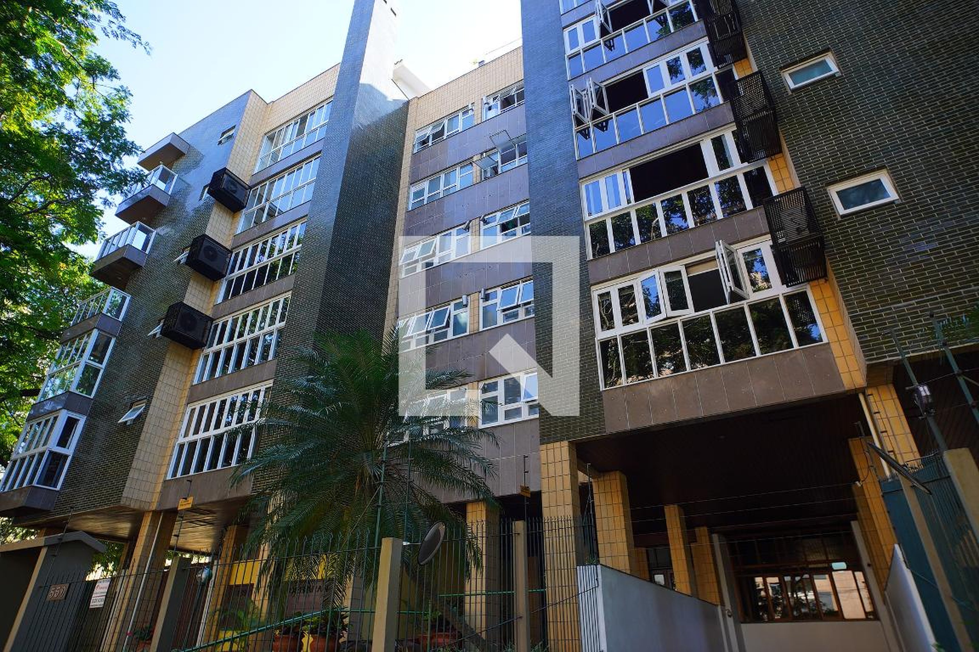 Fachada do Condomínio Condomínio em Avenida Neusa Goulart Brizola, 550