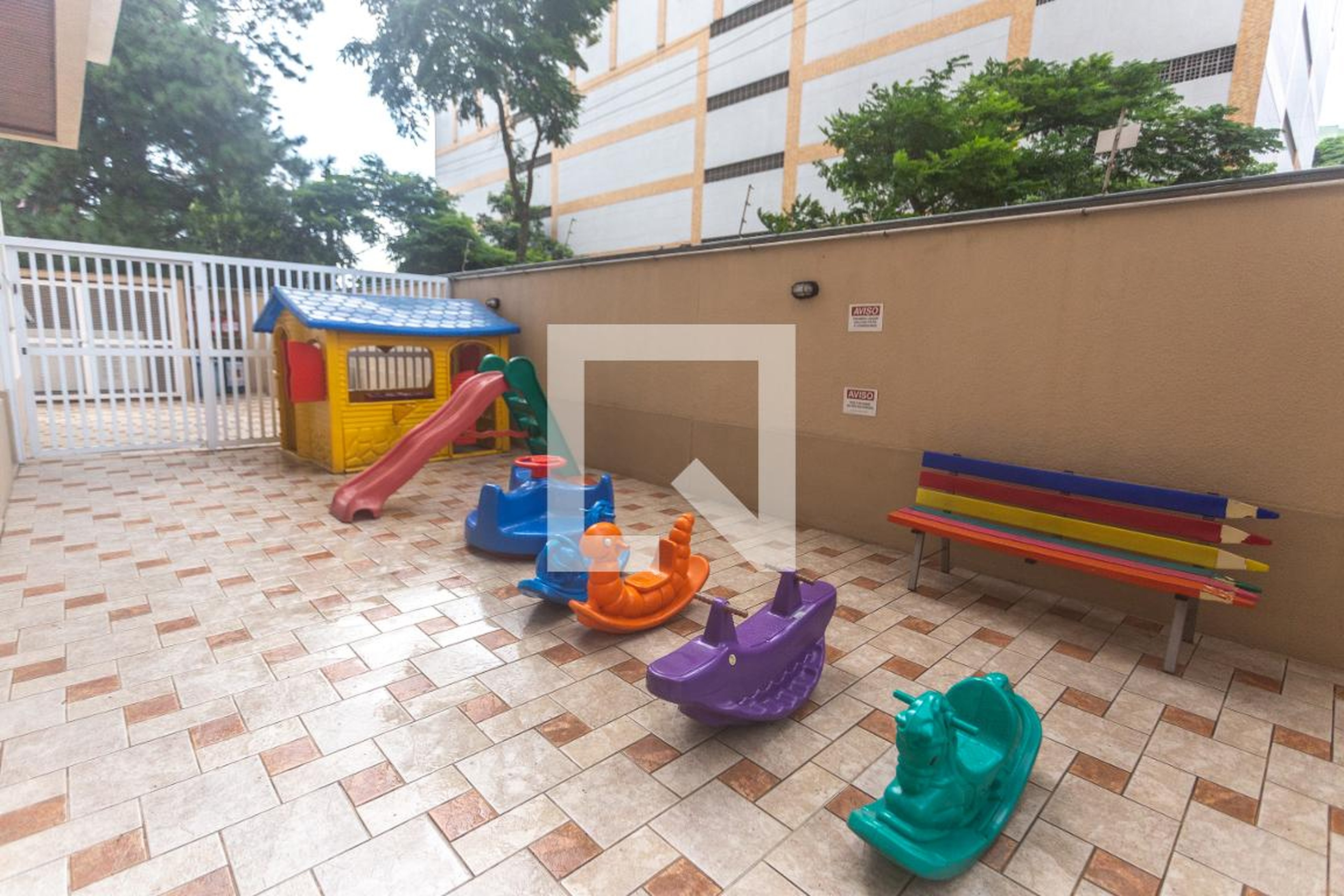Playground - Clemente Saburi