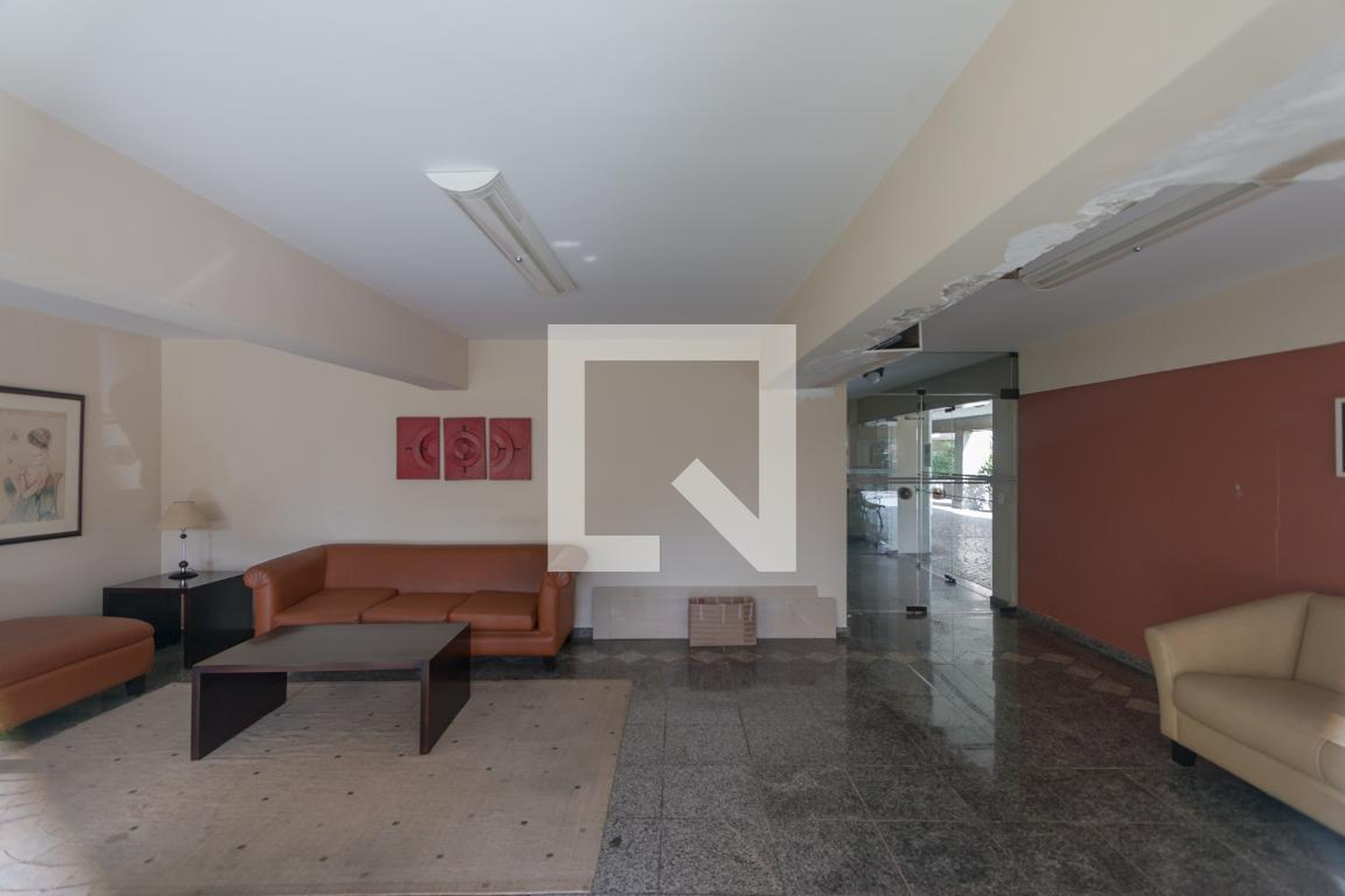 Hall - Edifício Coronet 1 e 2