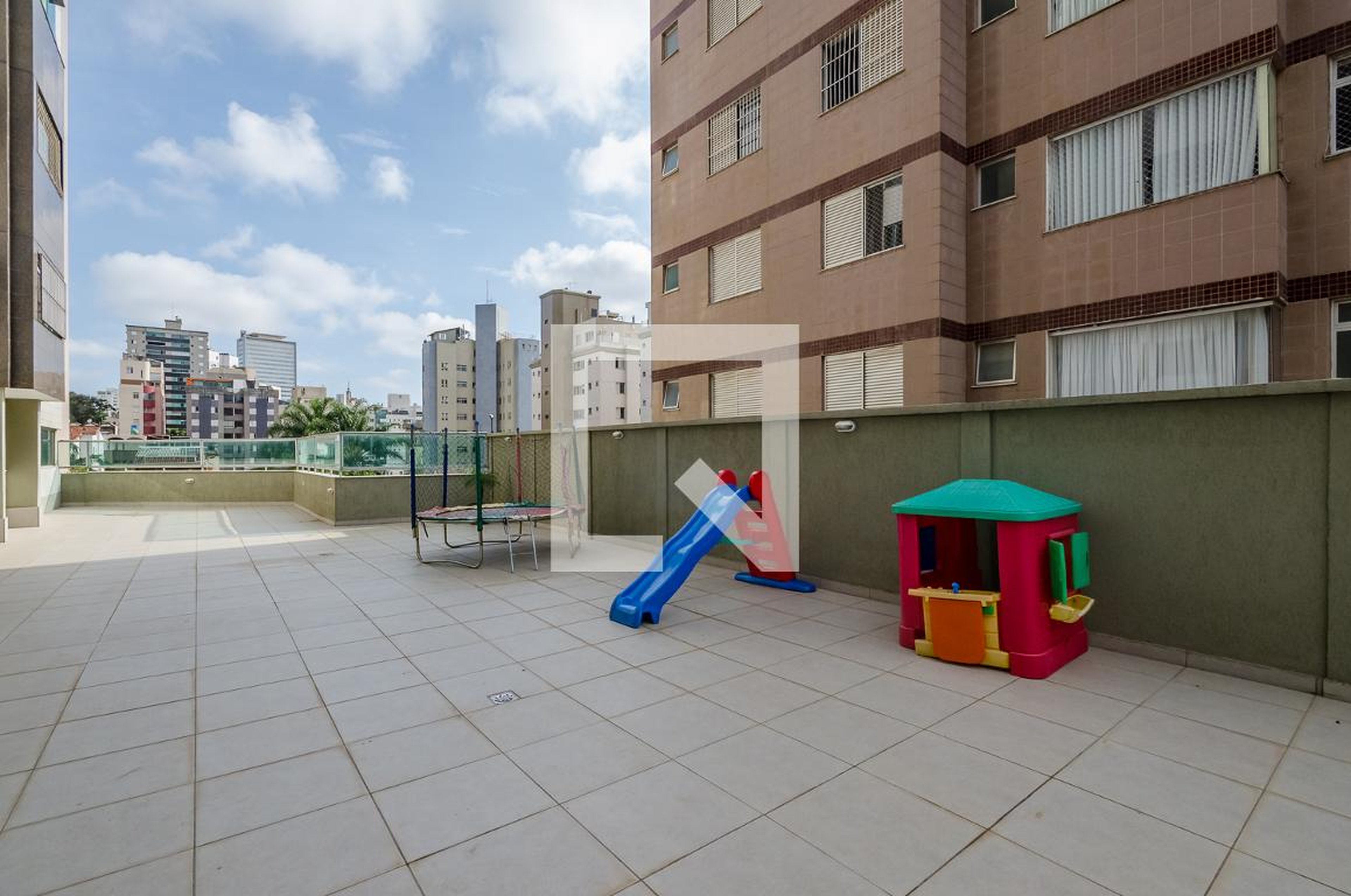 Playground - Edifício Otávio Mafia