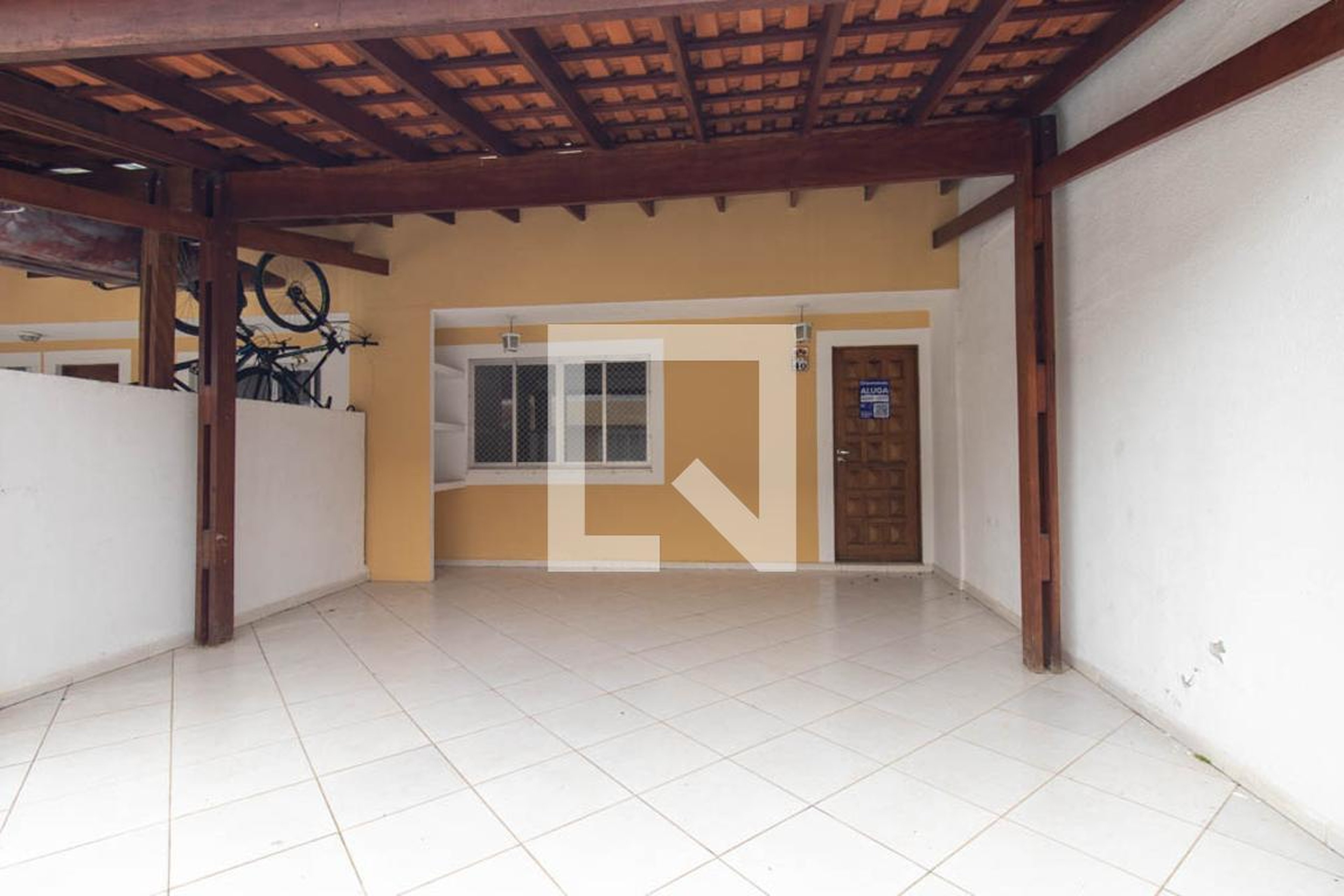 Fachada Condomínio em Rua Doutor Petrônio Romero de Souza, 611