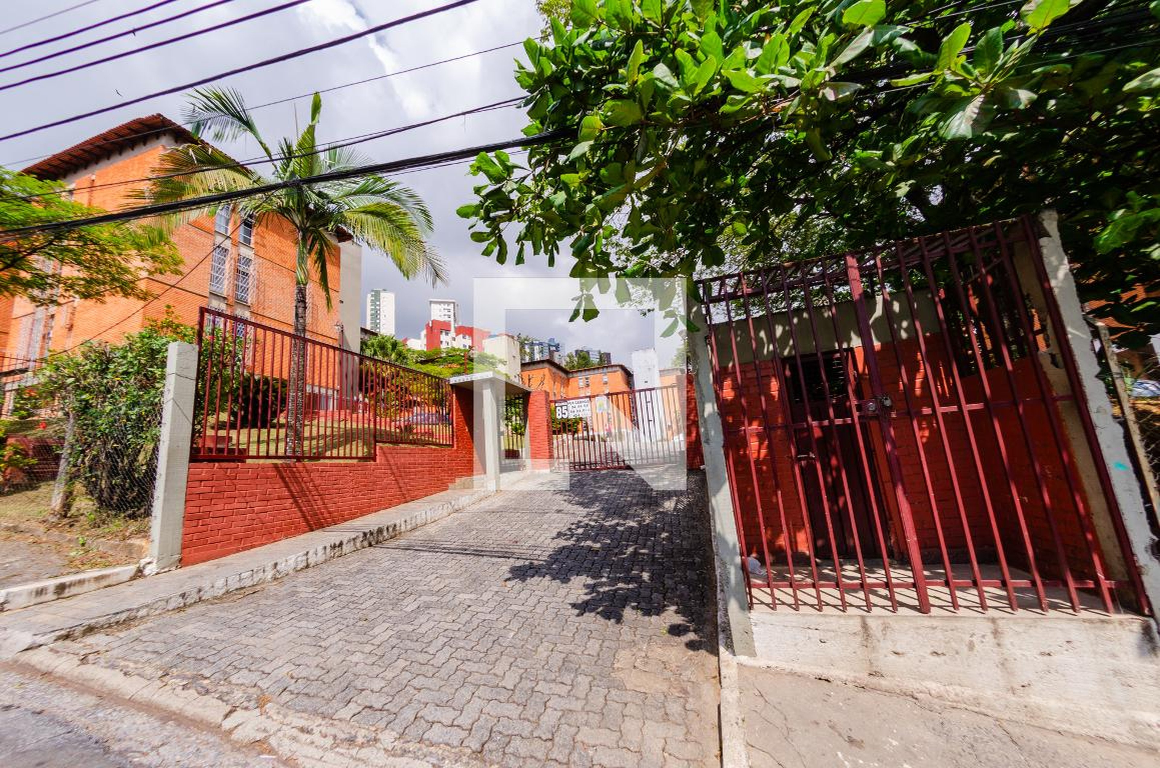 Fachada Condomínio em Rua Geórgia, 114