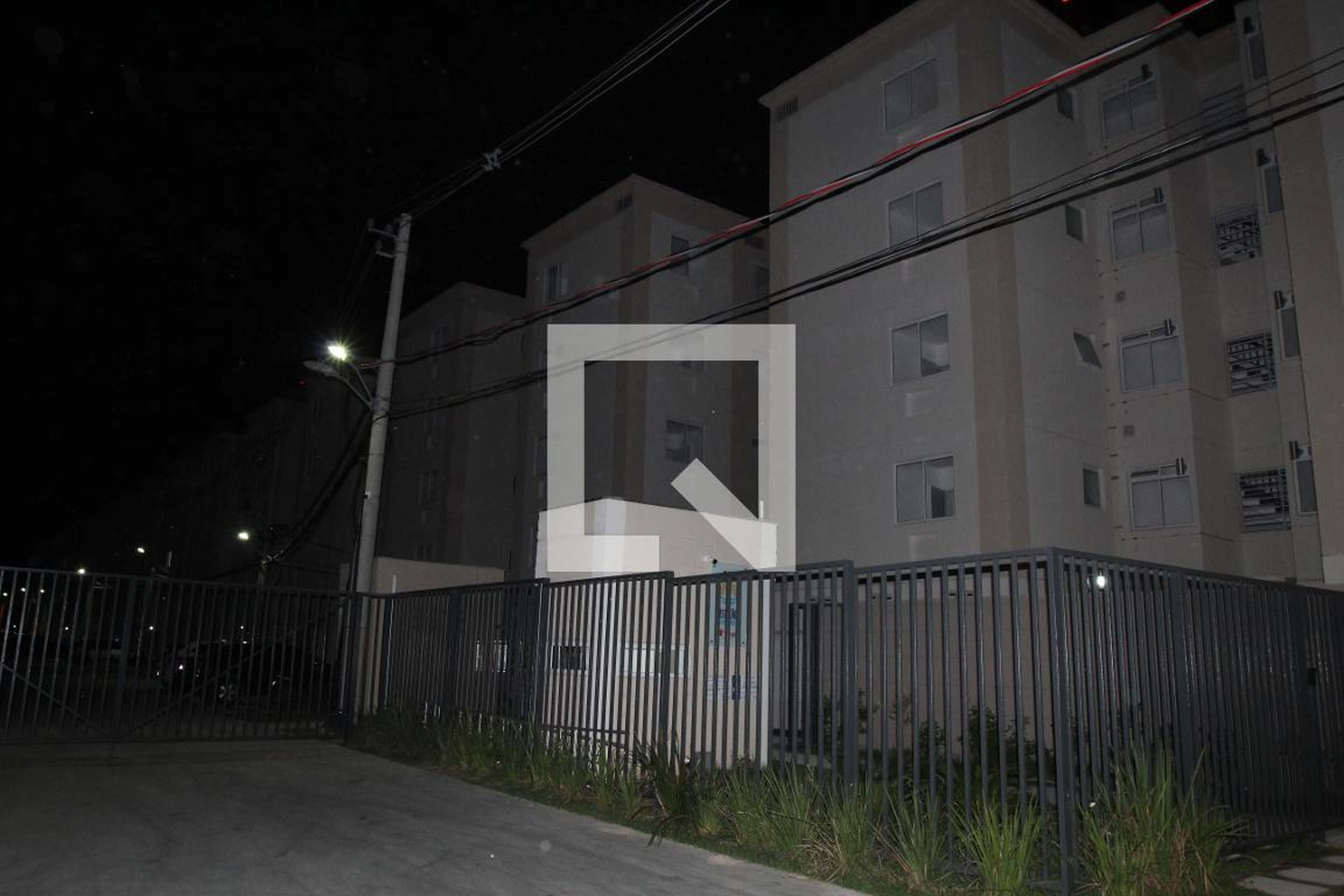 Fachada do Condomínio Condomínio Estação Guanabara