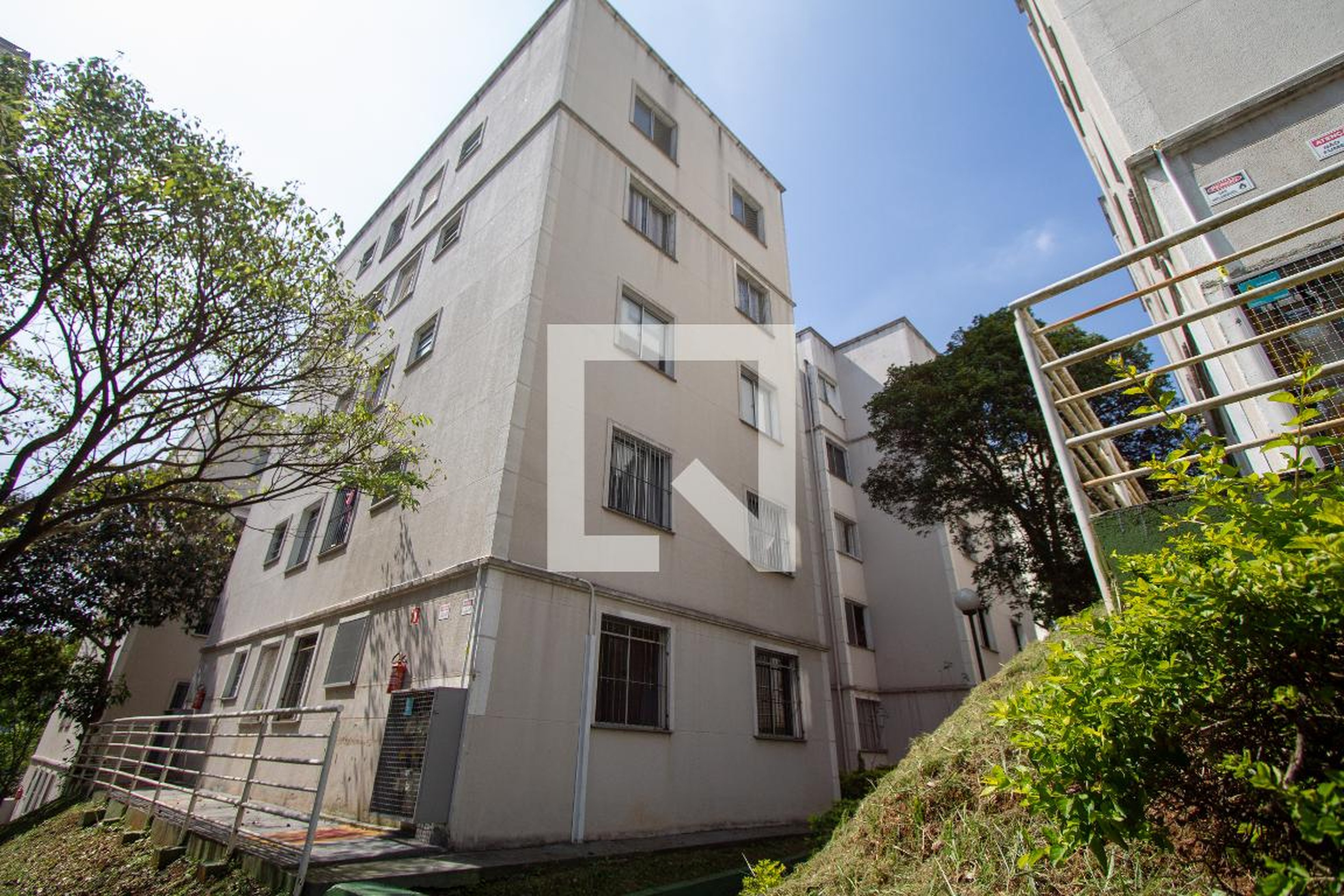 Fachada Condomínio em Travessa Três de Outubro, 38