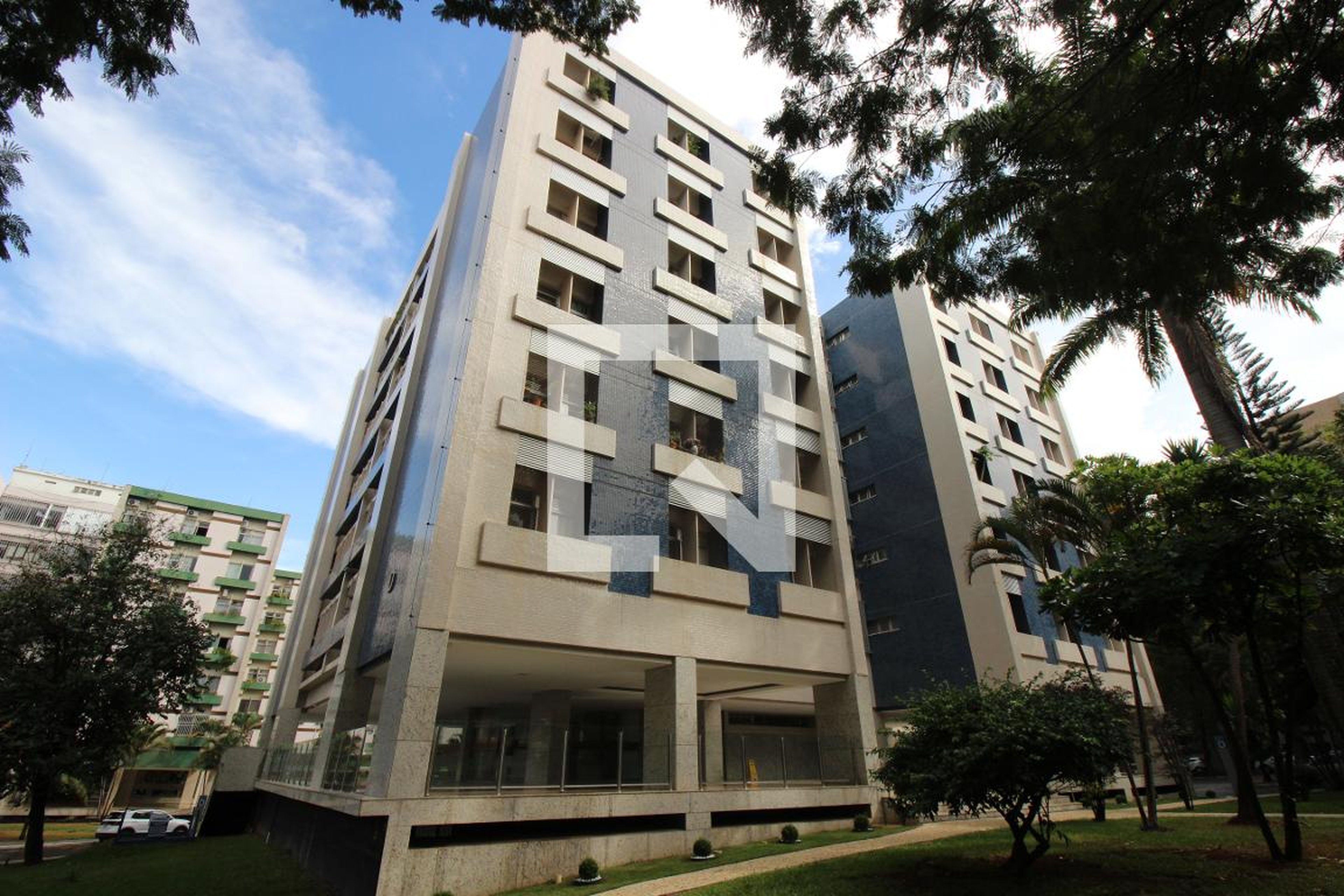 Fachada Condomínio em Sqs 207 Bloco D, 607