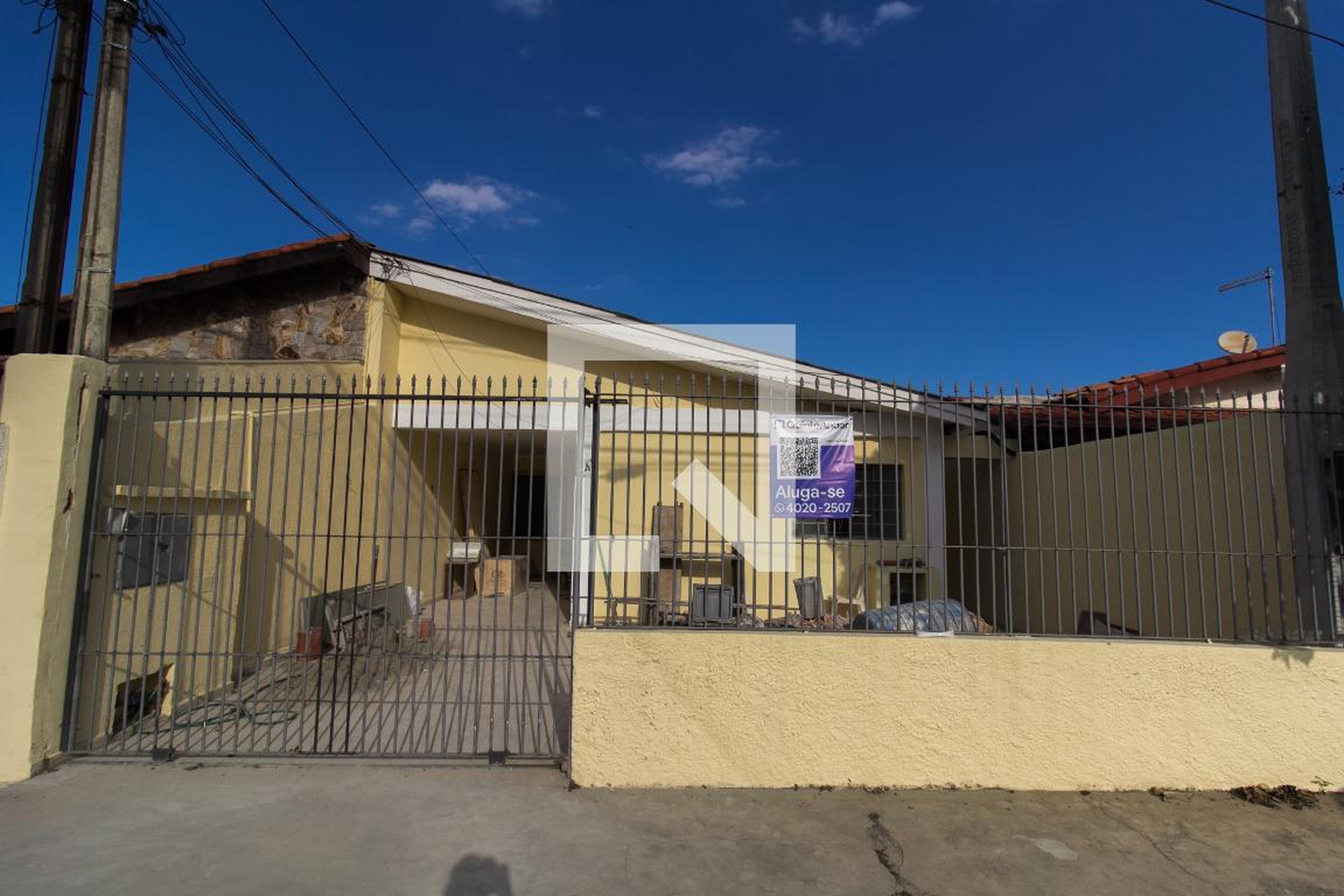 Fachada Condomínio em Rua Doutor Osmar Maciel, 247