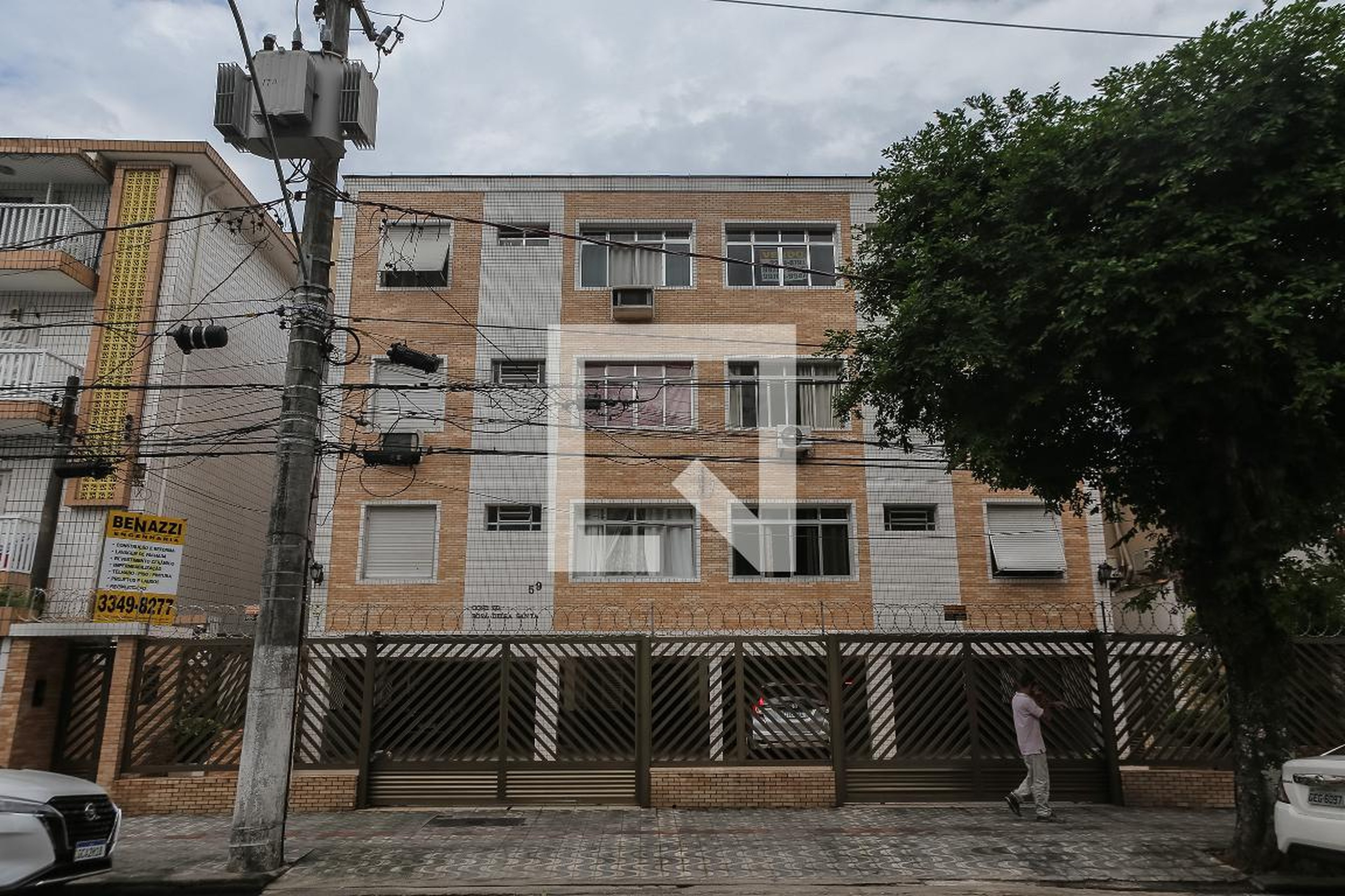 Fachada Condomínio Rosa Dela Santa