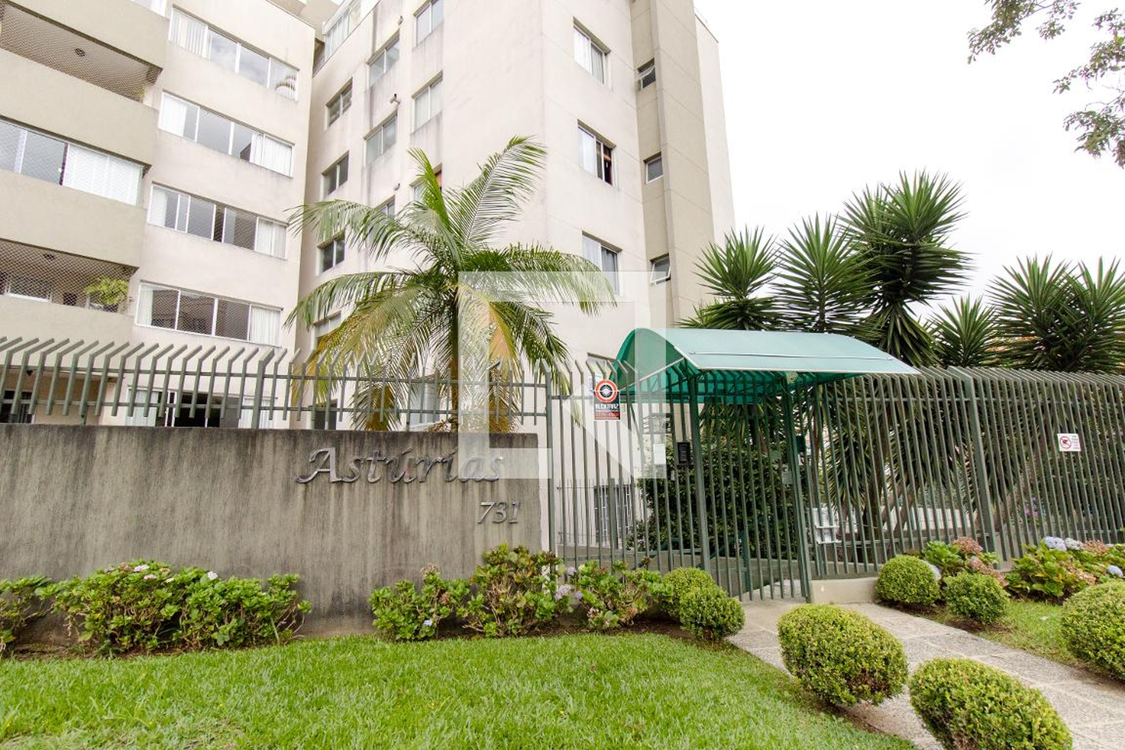 Fachada do Condomínio Condomínio Astúrias