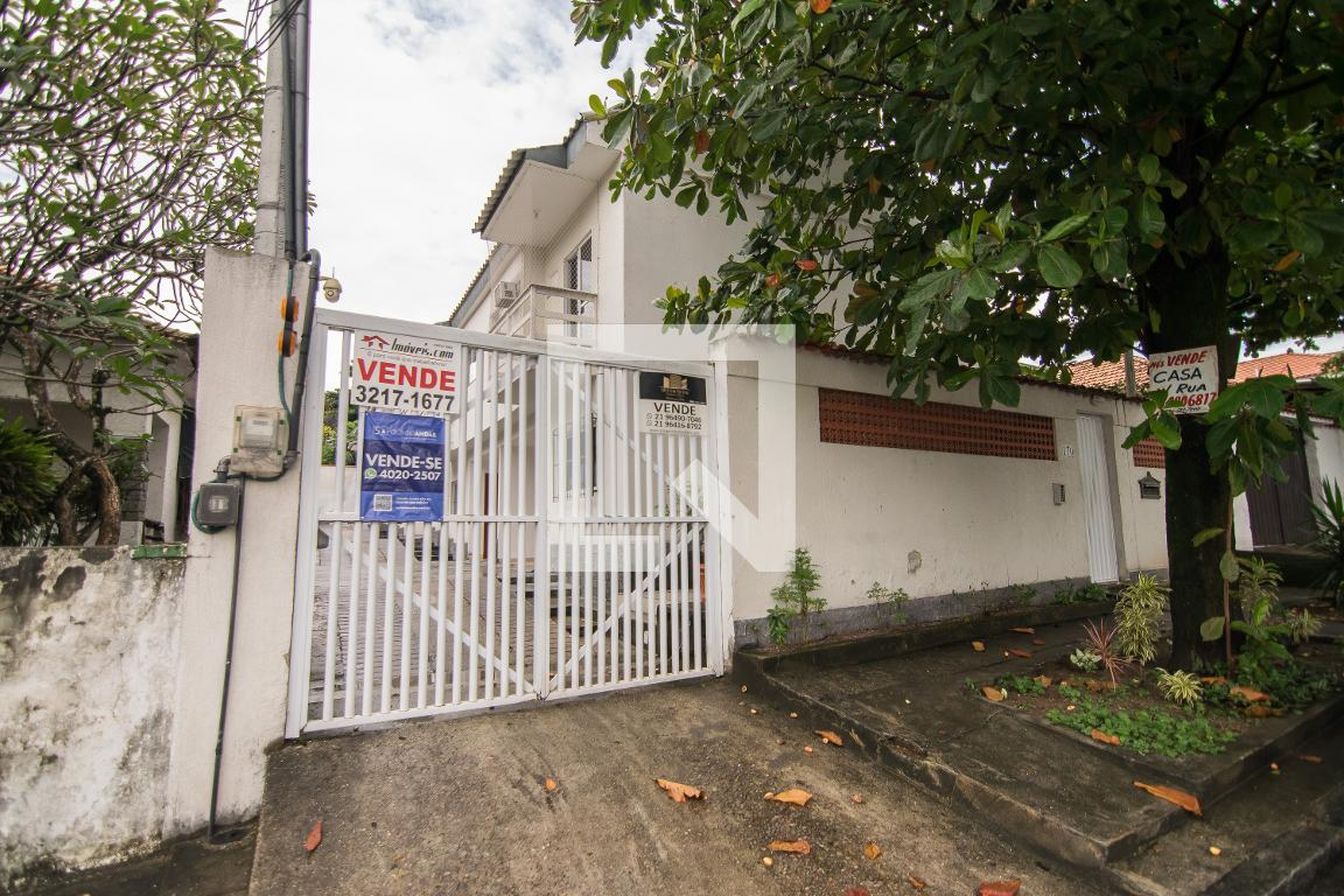 Fachada Condomínio em Rua Ana Silva, 170