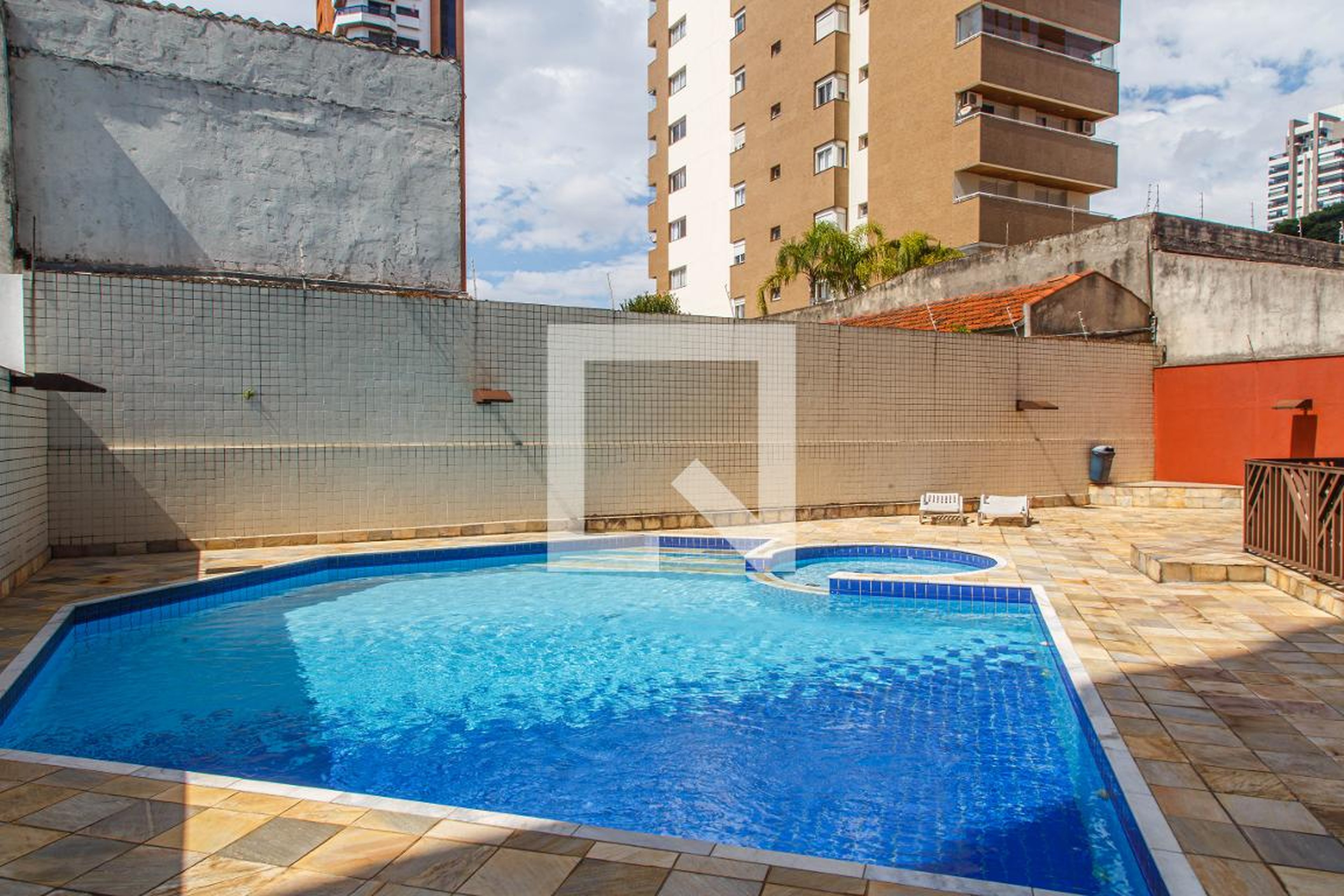 Piscina - Edifício Uape