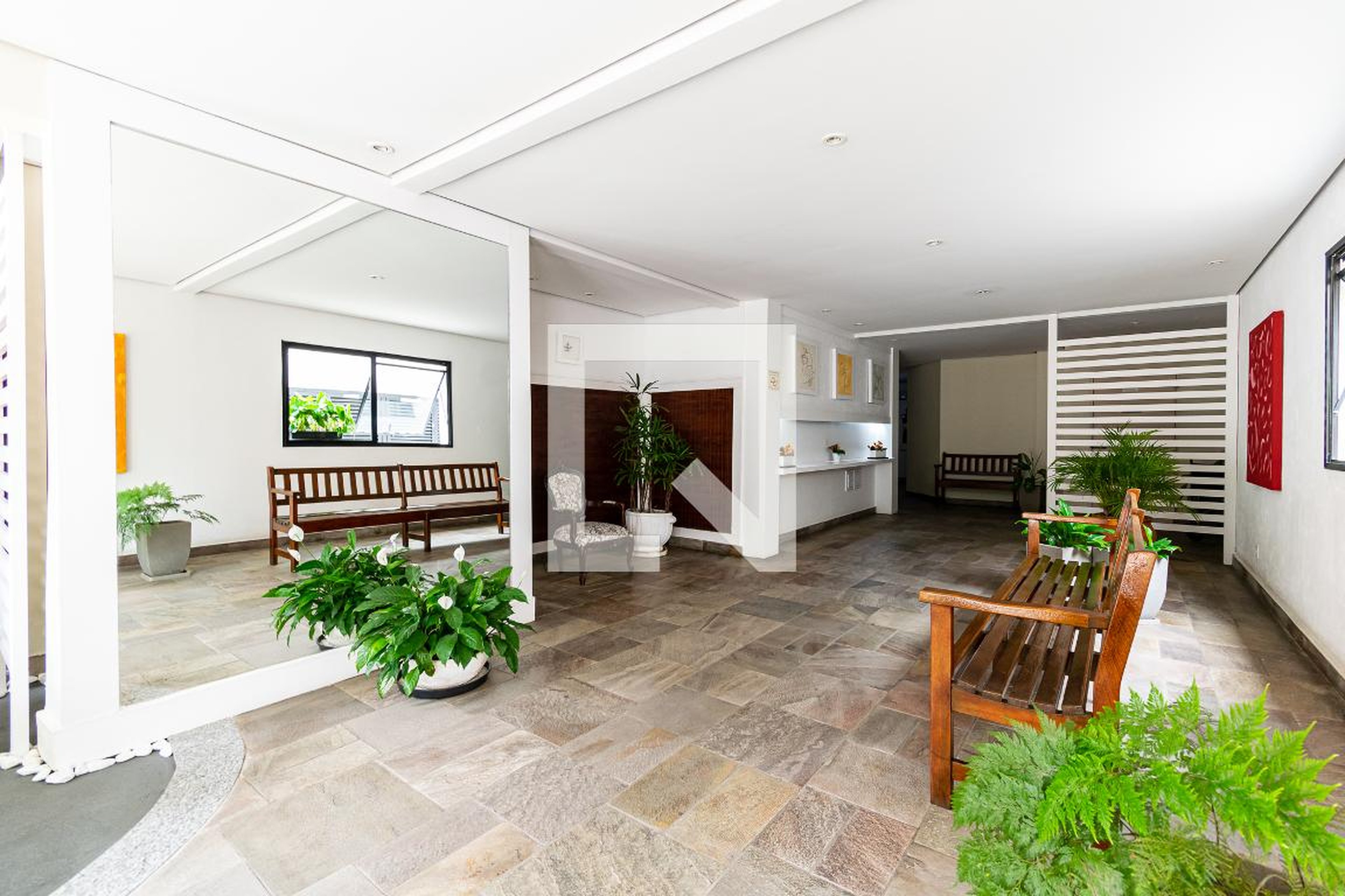 Hall - Vila Mariana Street