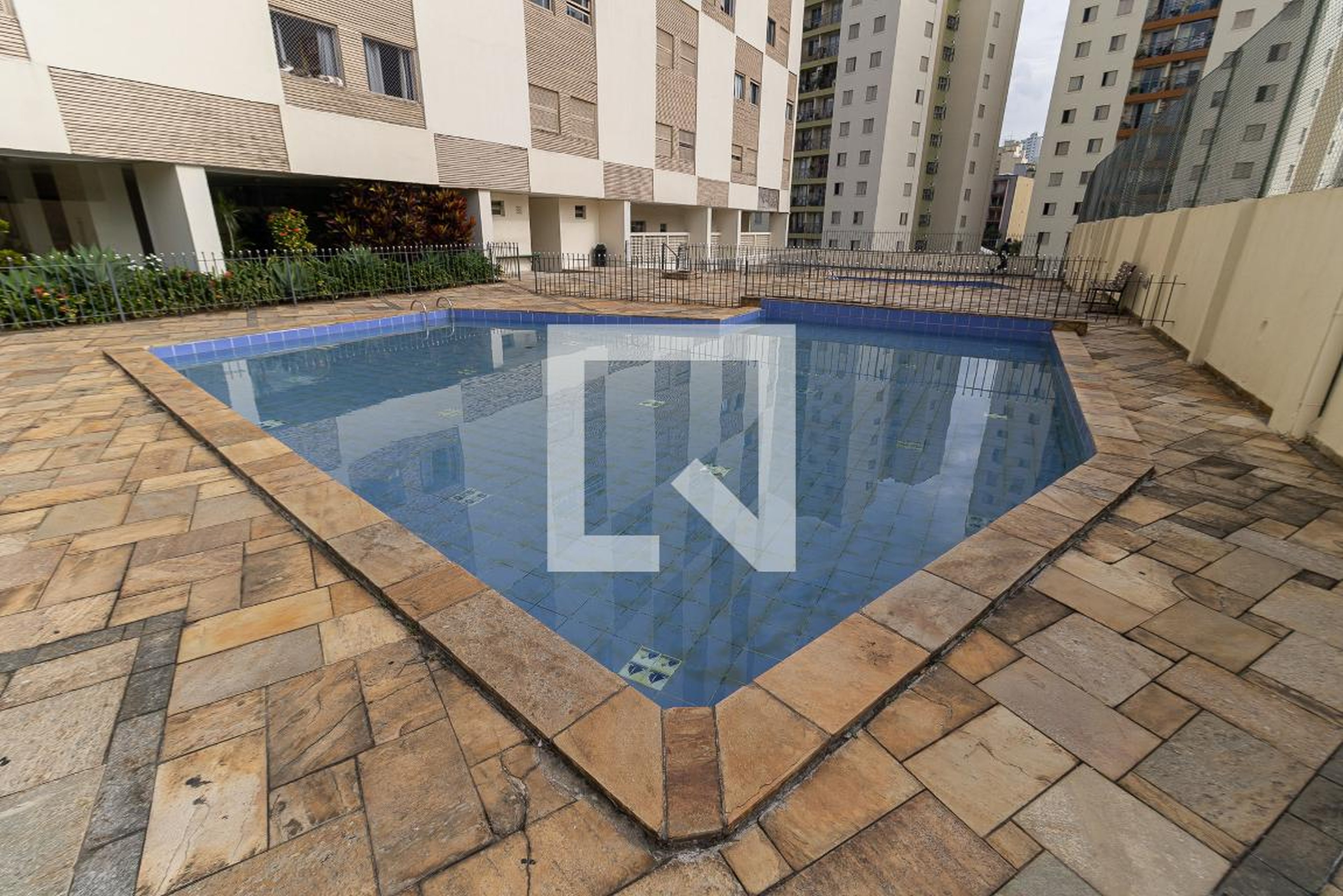 Piscina Infantil - Edifício Jardim Tropical