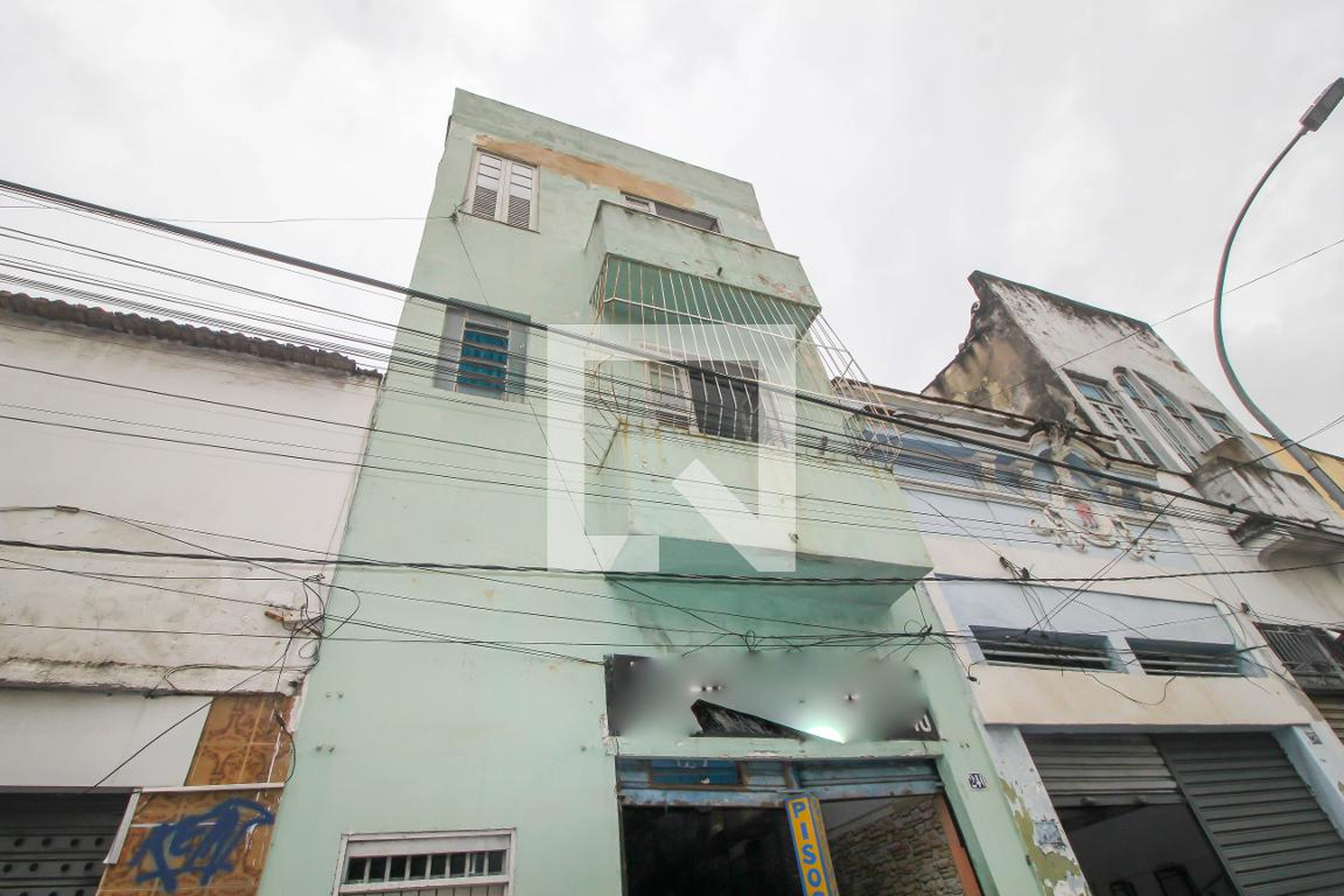 Fachada do Prédio Condomínio em Rua General Caldwell, 240