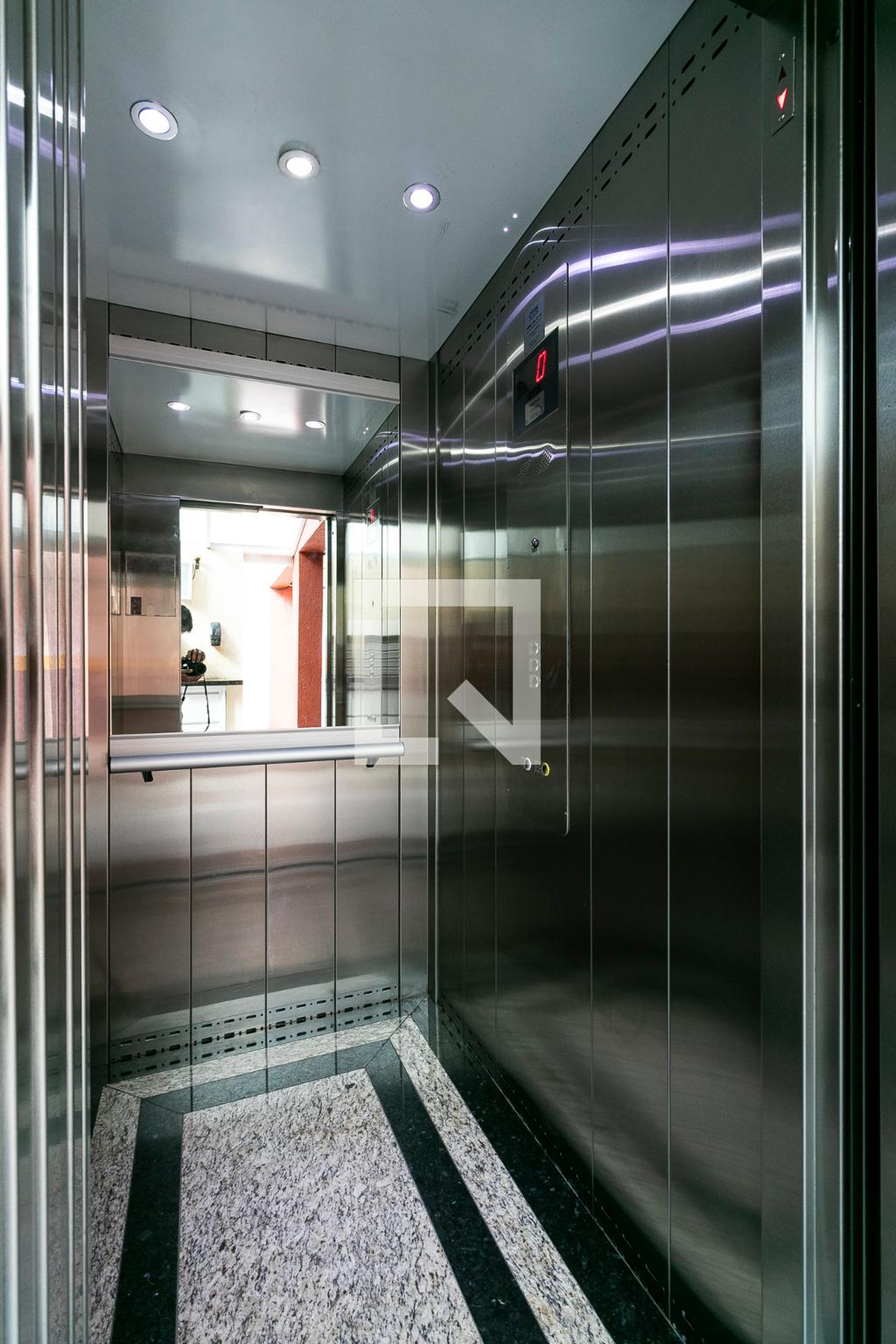 Elevador - Andorinhas