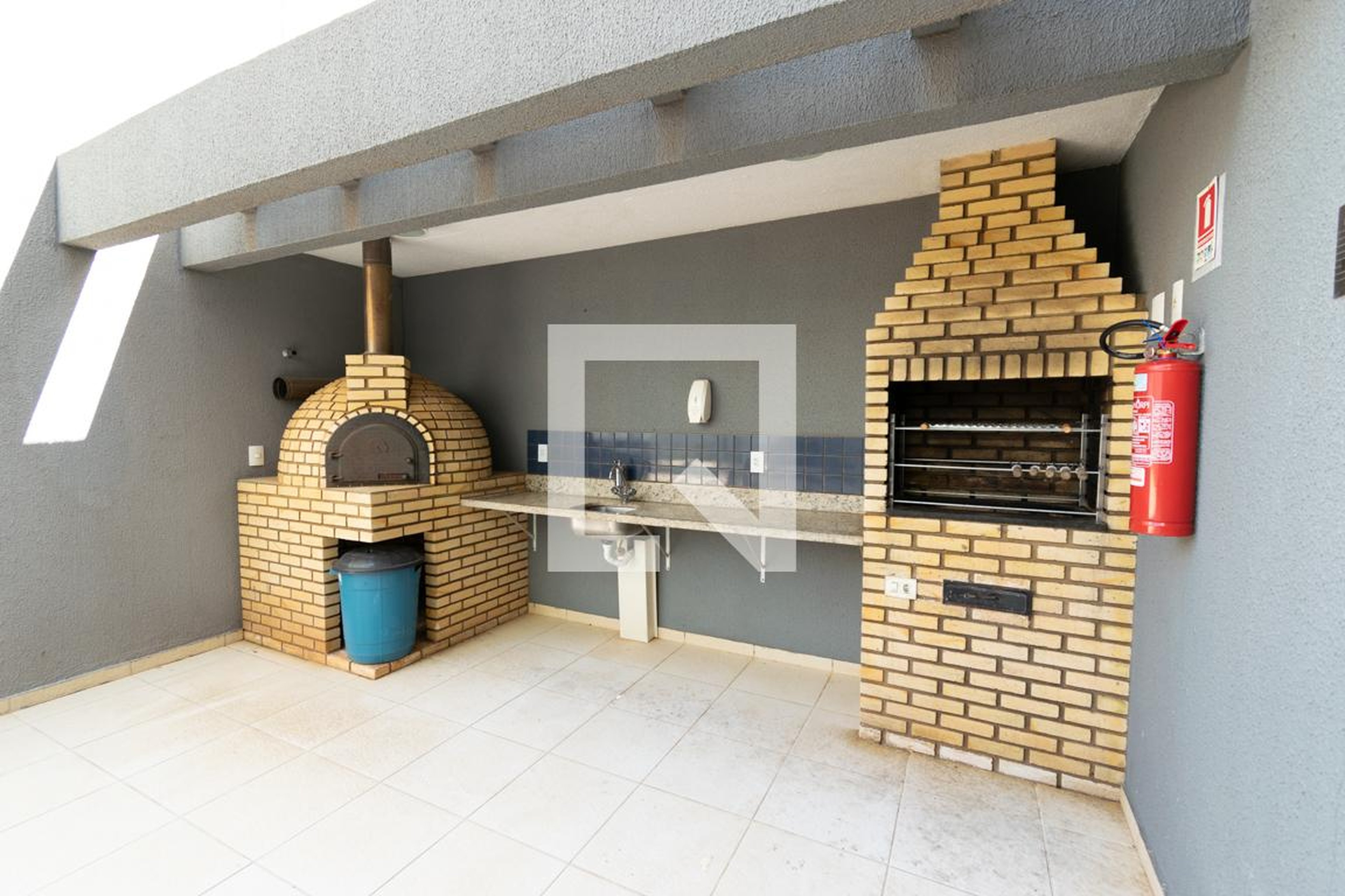 Churrasqueira - Edifício Carmenes