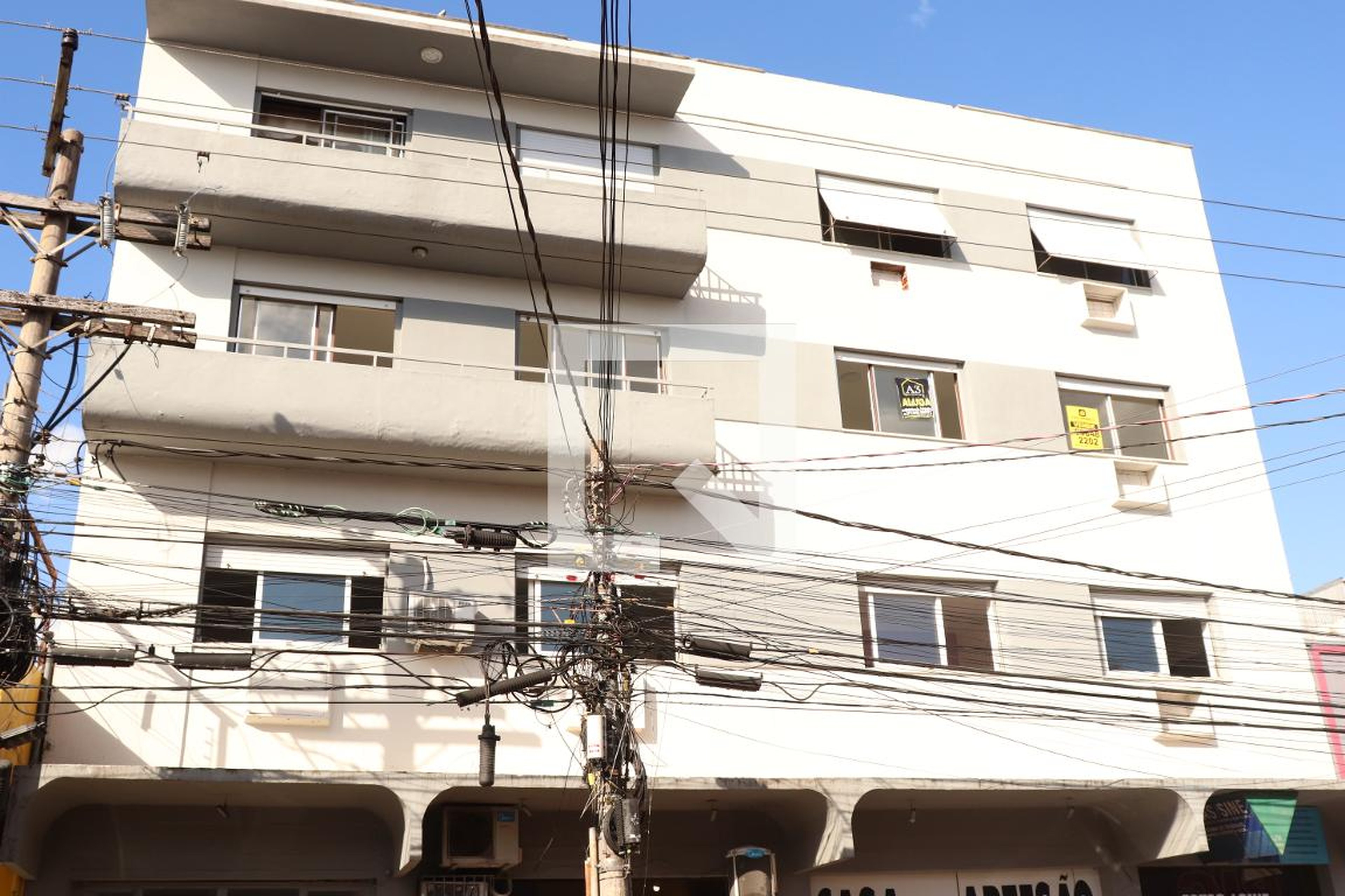 Fachada Edifício Status