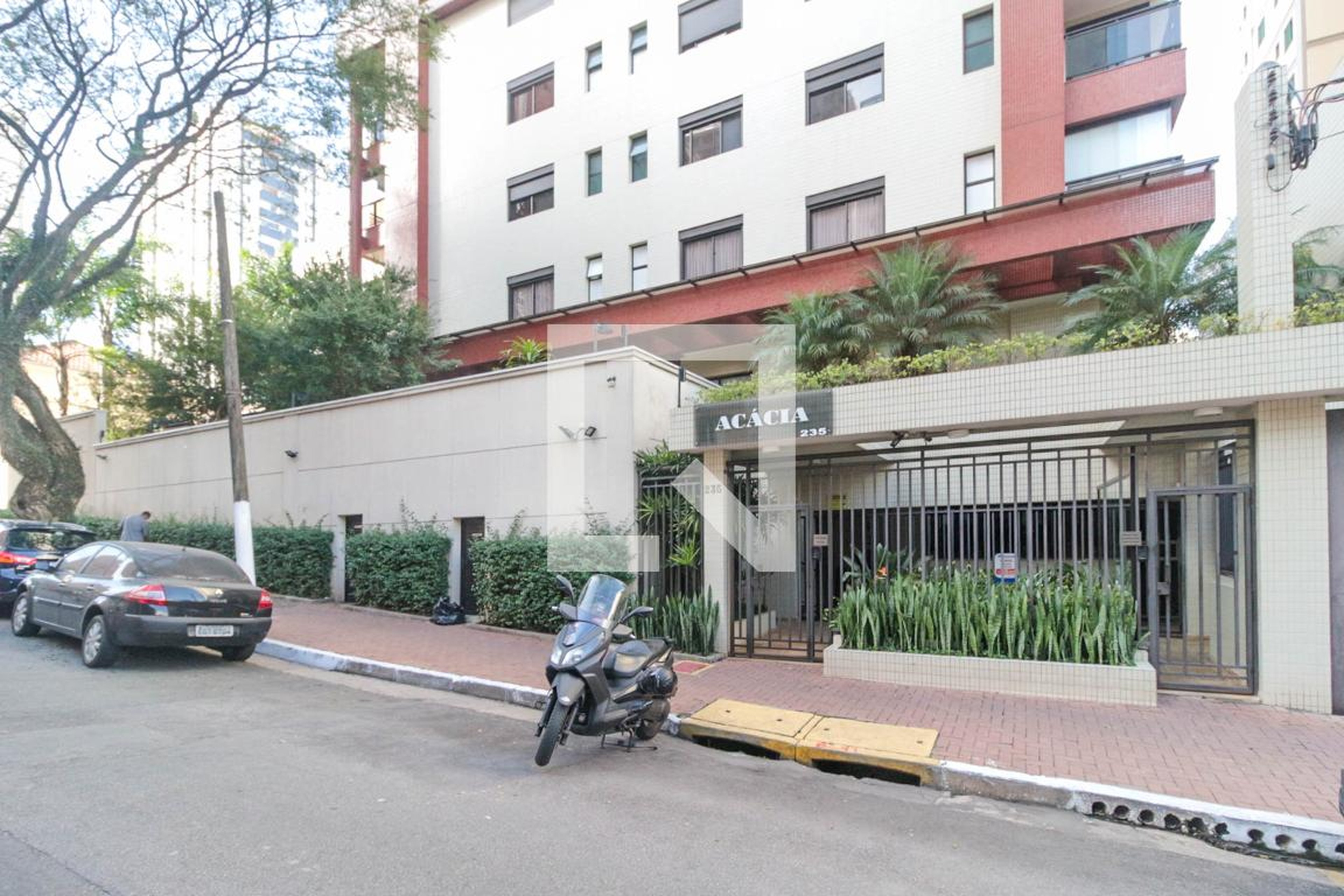 Entrada - Edifício Acácia