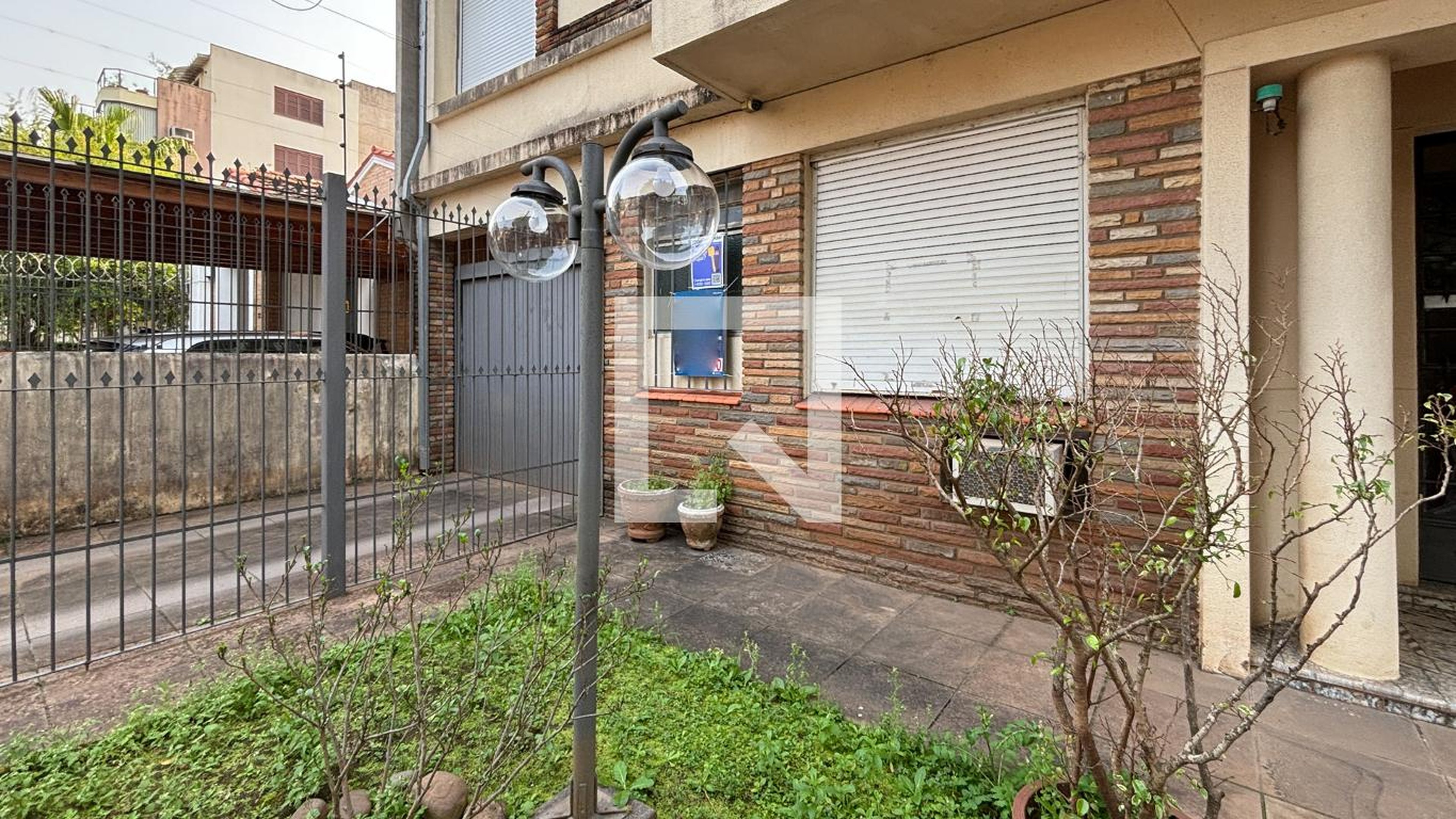 Entrada - Edíficio Camponez