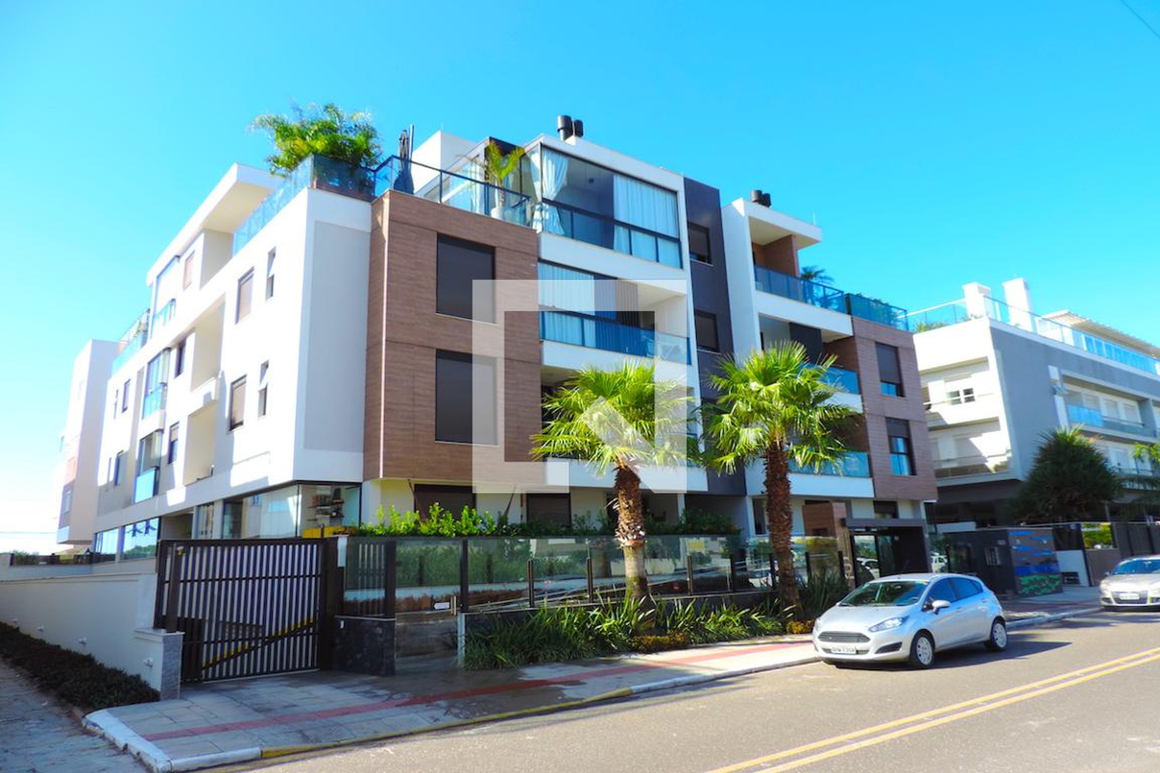 Fachada Condomínio em Rua Gilmar Darli Viêira, 340