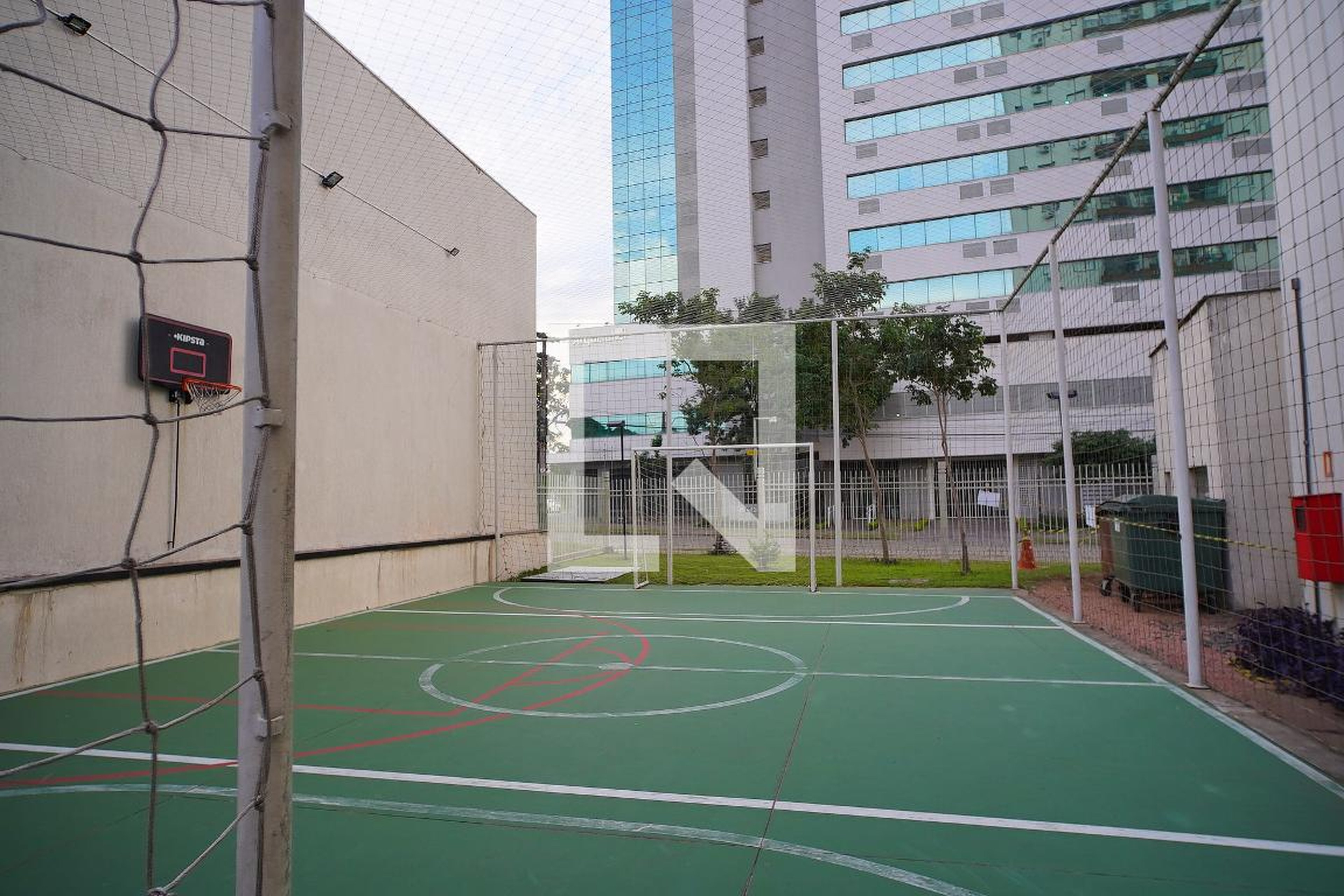 Quadra Esportiva Condomínio em Rua Piauí, 59