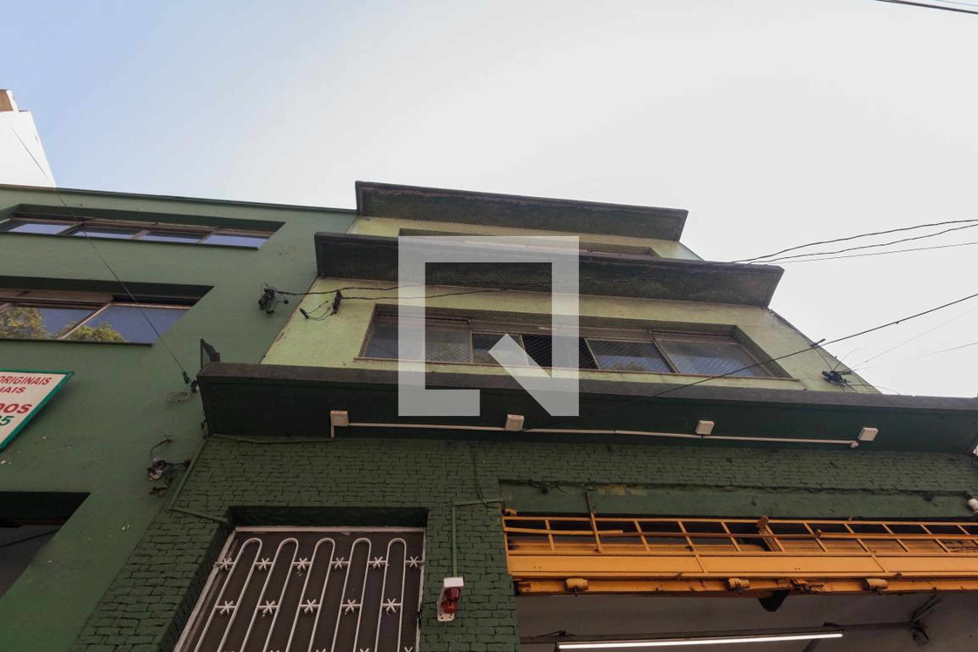 Fachada Condomínio em Avenida Carlos de Campos, 65