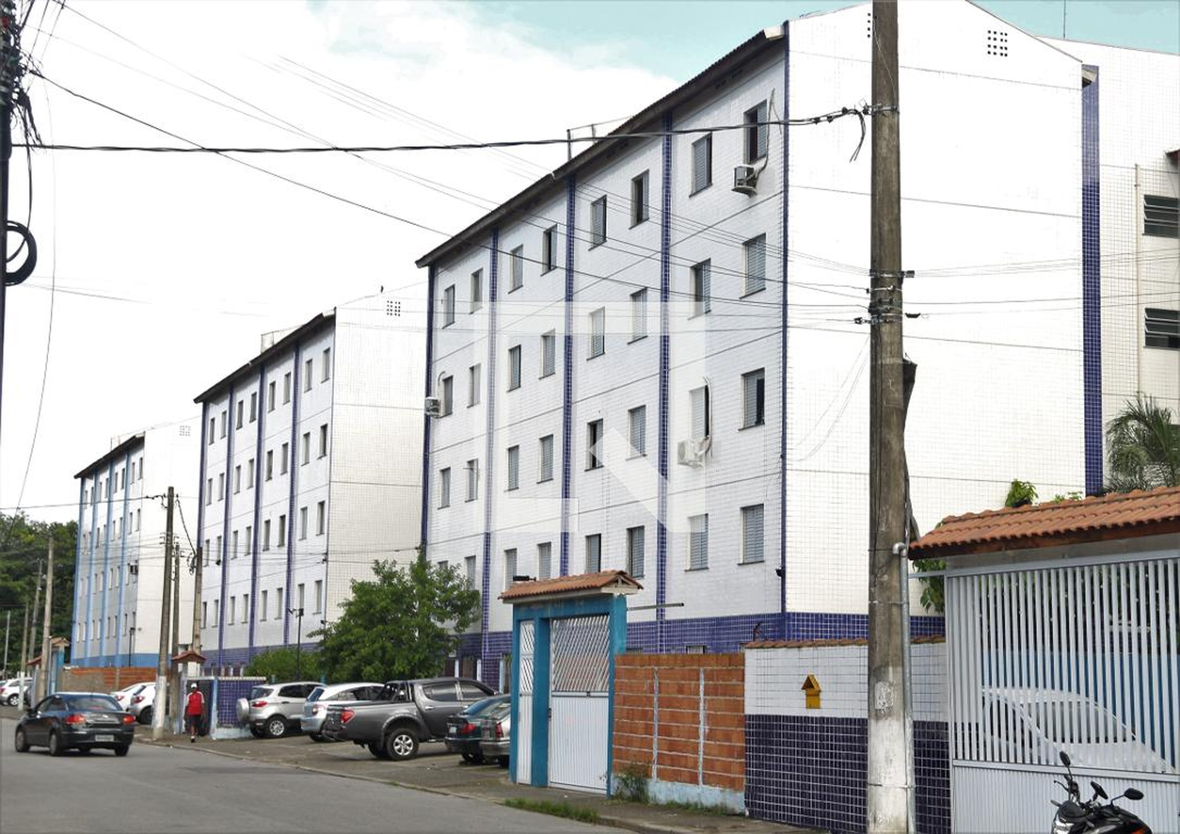 Fachada do Condomínio Condomínio em Rua Luís Meirelles de Araújo, 50