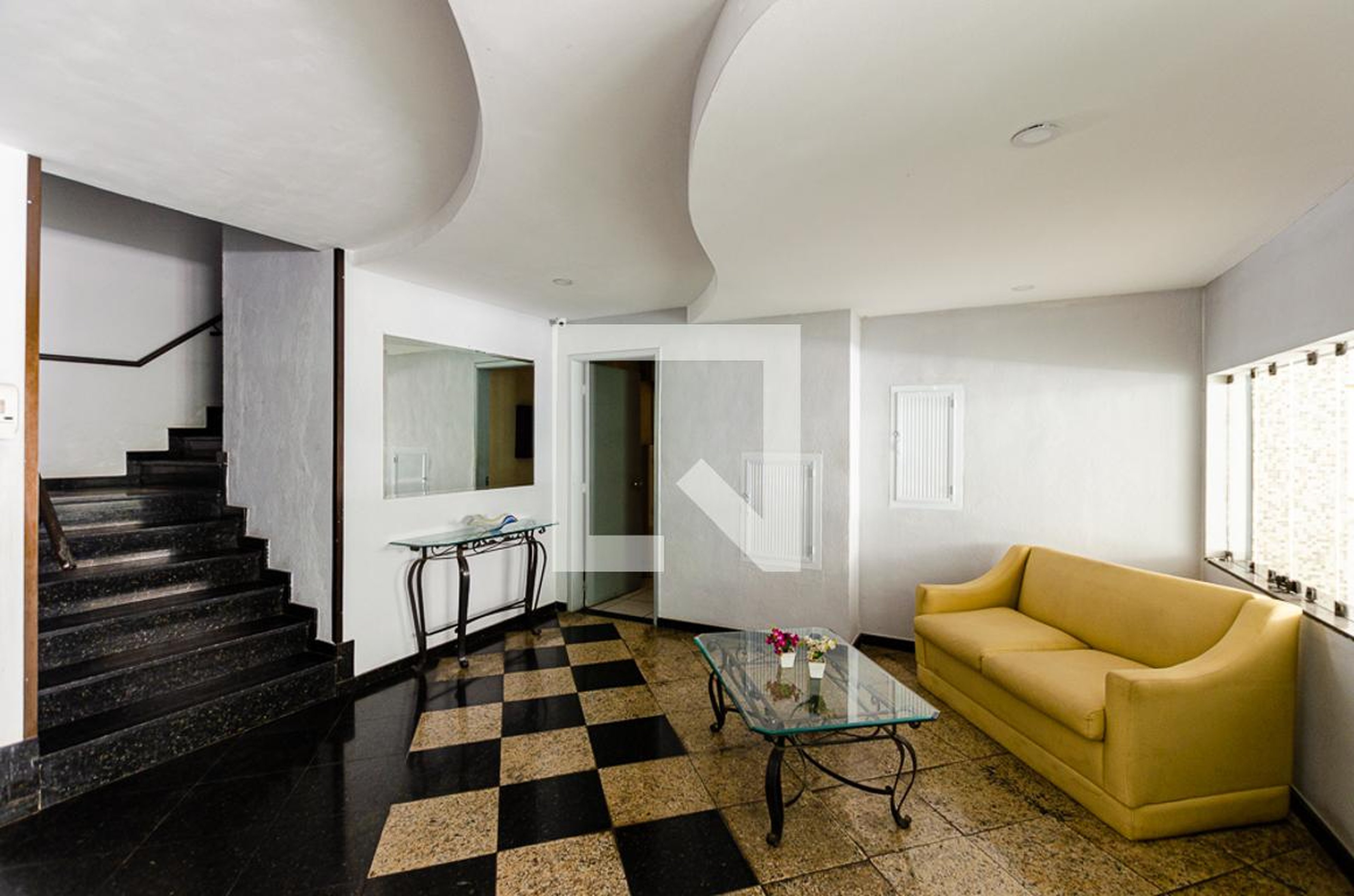 Hall de Entrada - Napolis