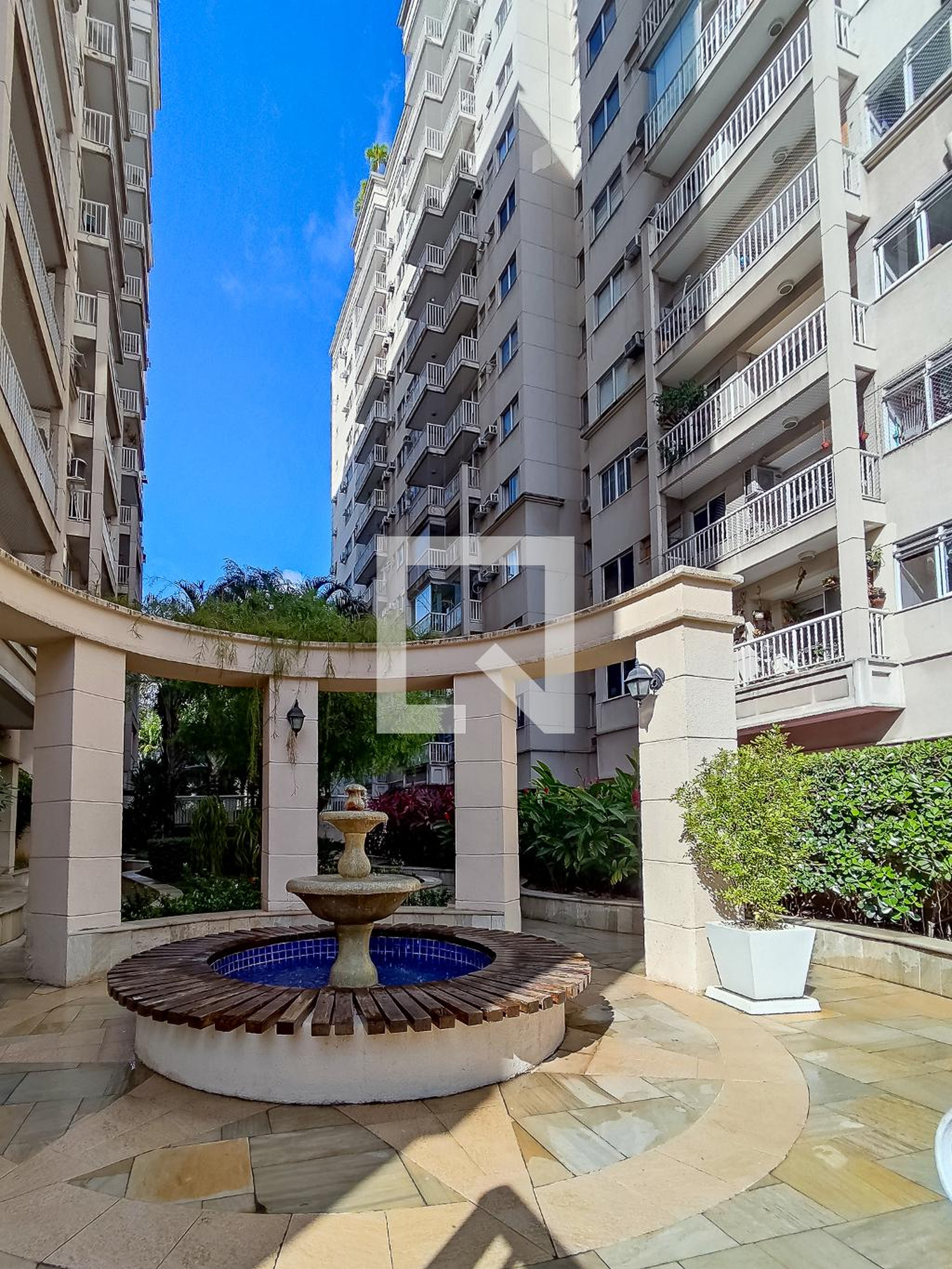 Fachada do Condomínio Residencial Paço Real