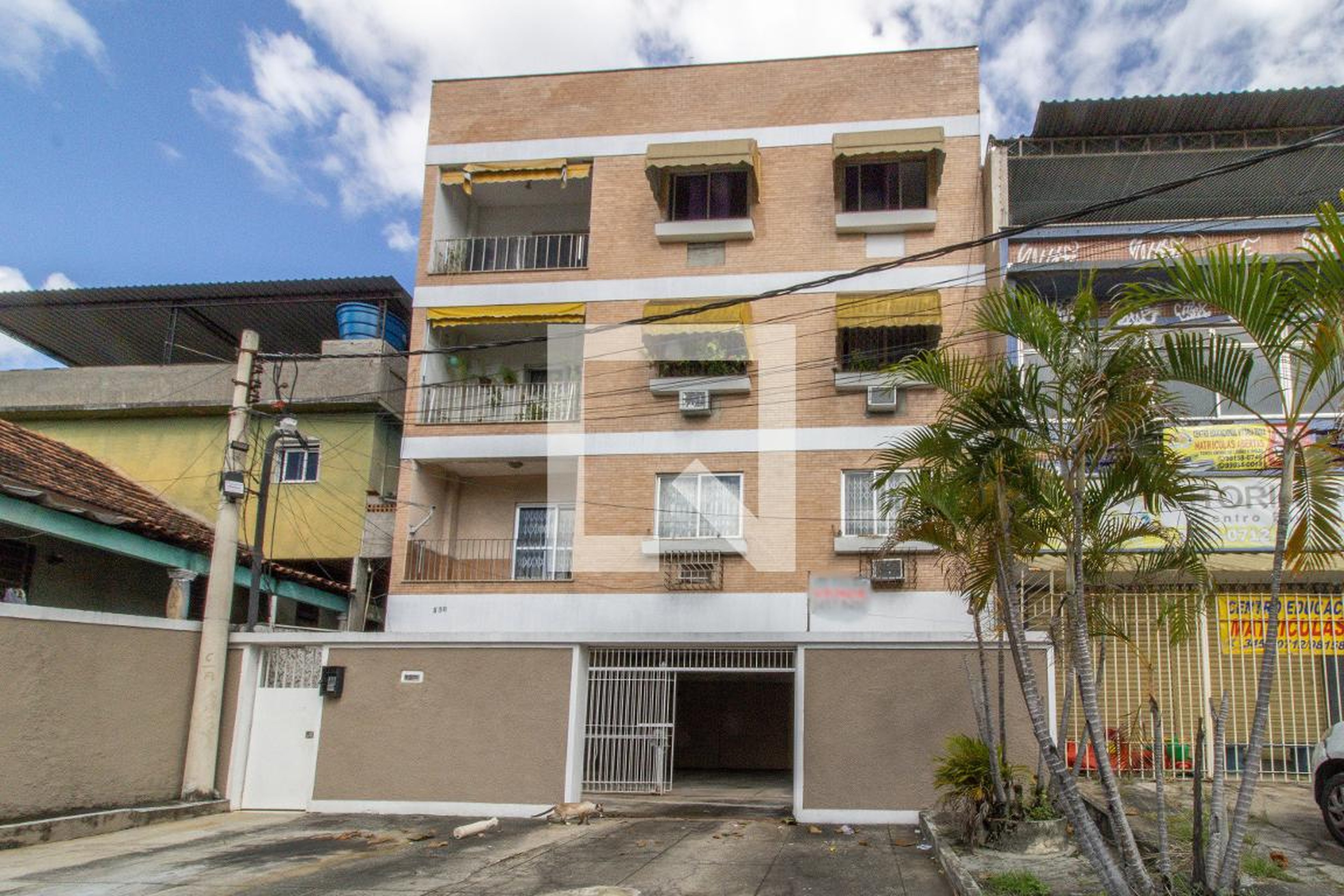 Fachada Condomínio em Avenida Vicente de Carvalho, 530