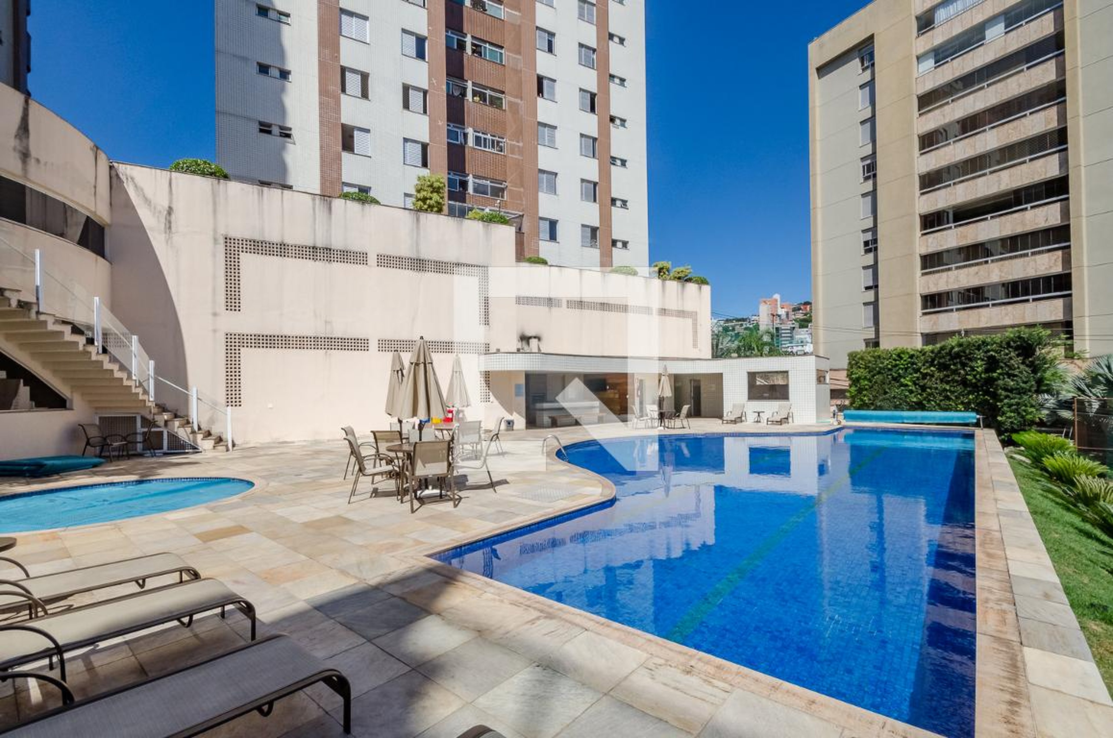 Piscina - Torres do Mosteiro