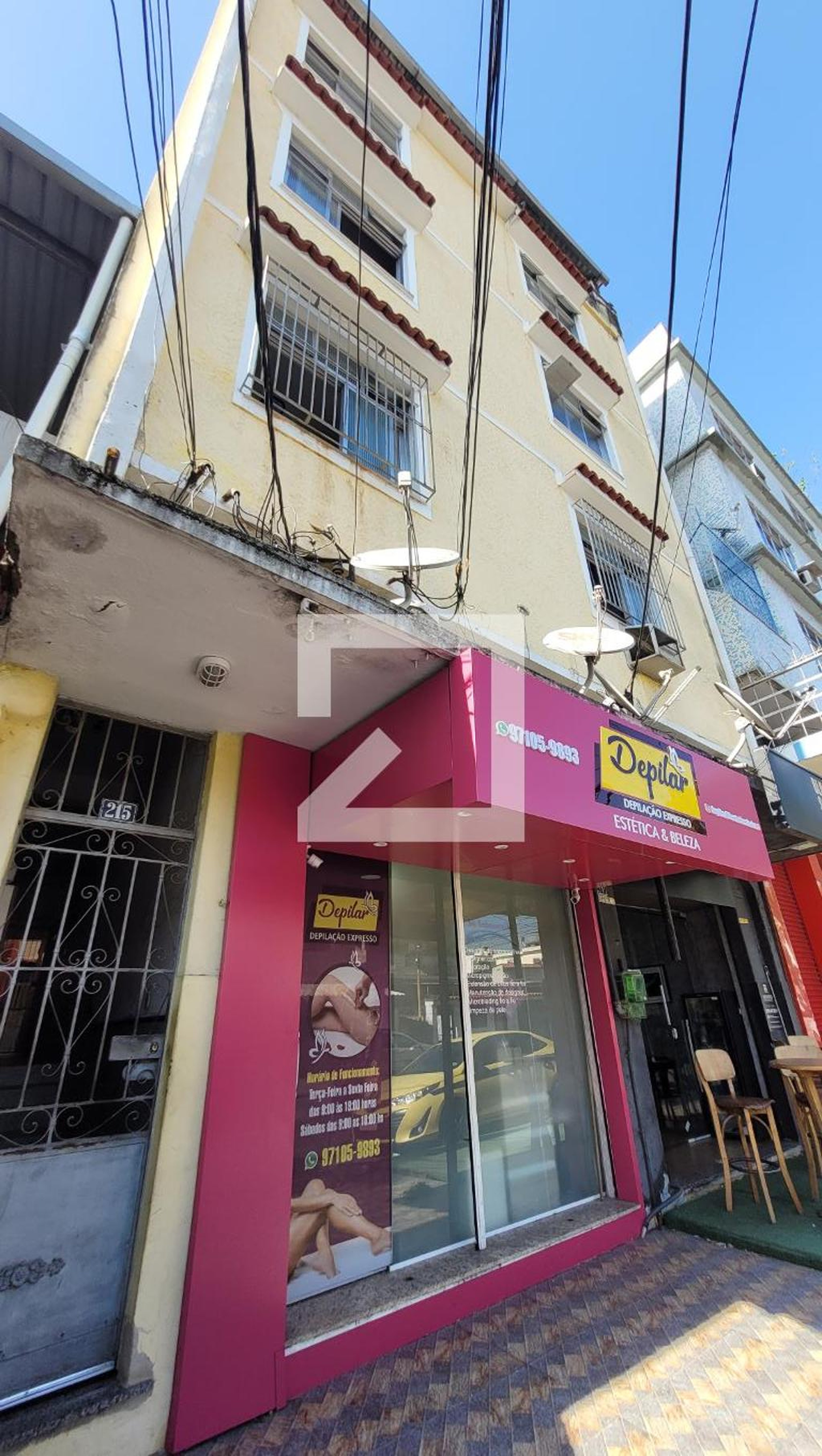 Fachada Condomínio em Rua João Rêgo, 215