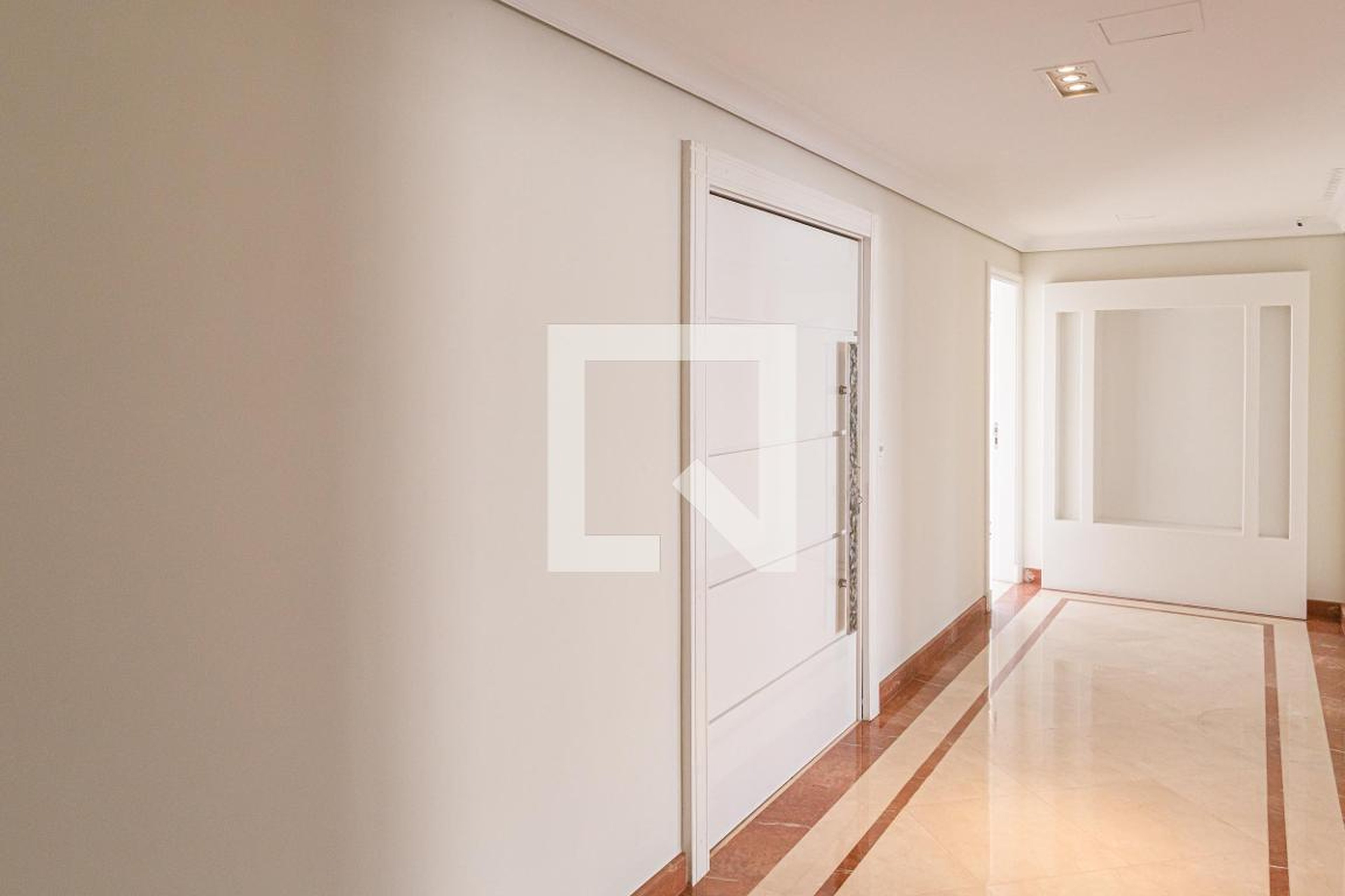 Hall de Entrada - Edifício Place de L'Etoile