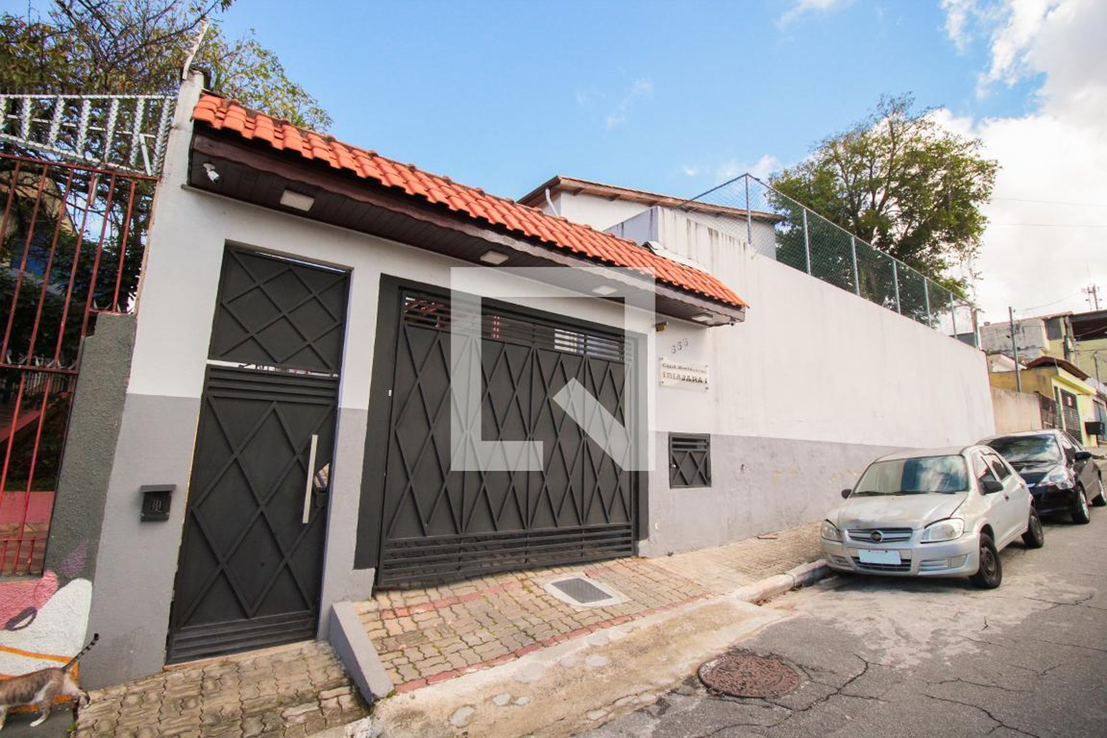 Fachada do Condomínio Residencial Ibiajara I