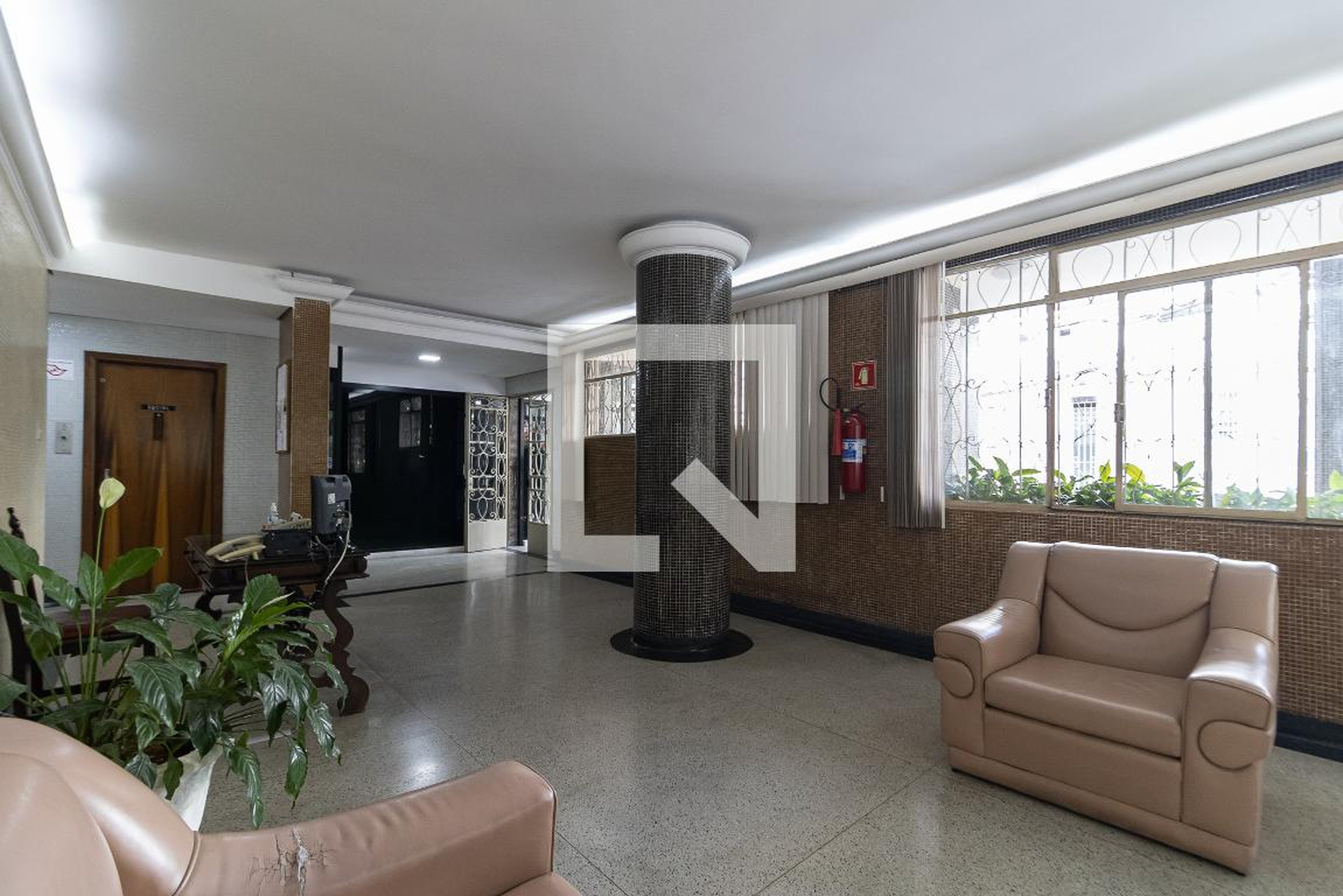 Hall de Entrada - Saturno